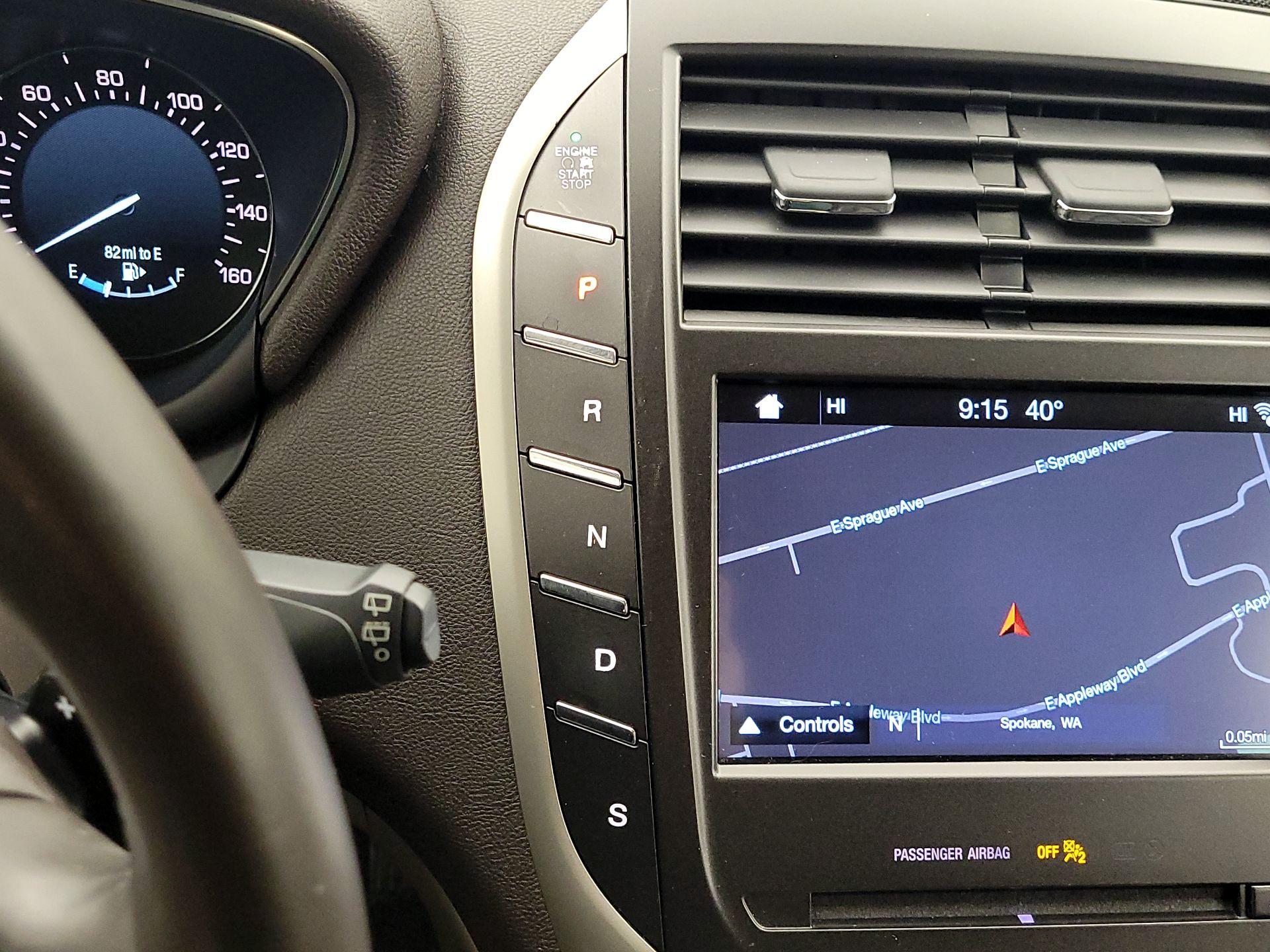 Thumbnail: 2017 Lincoln MKC - 18