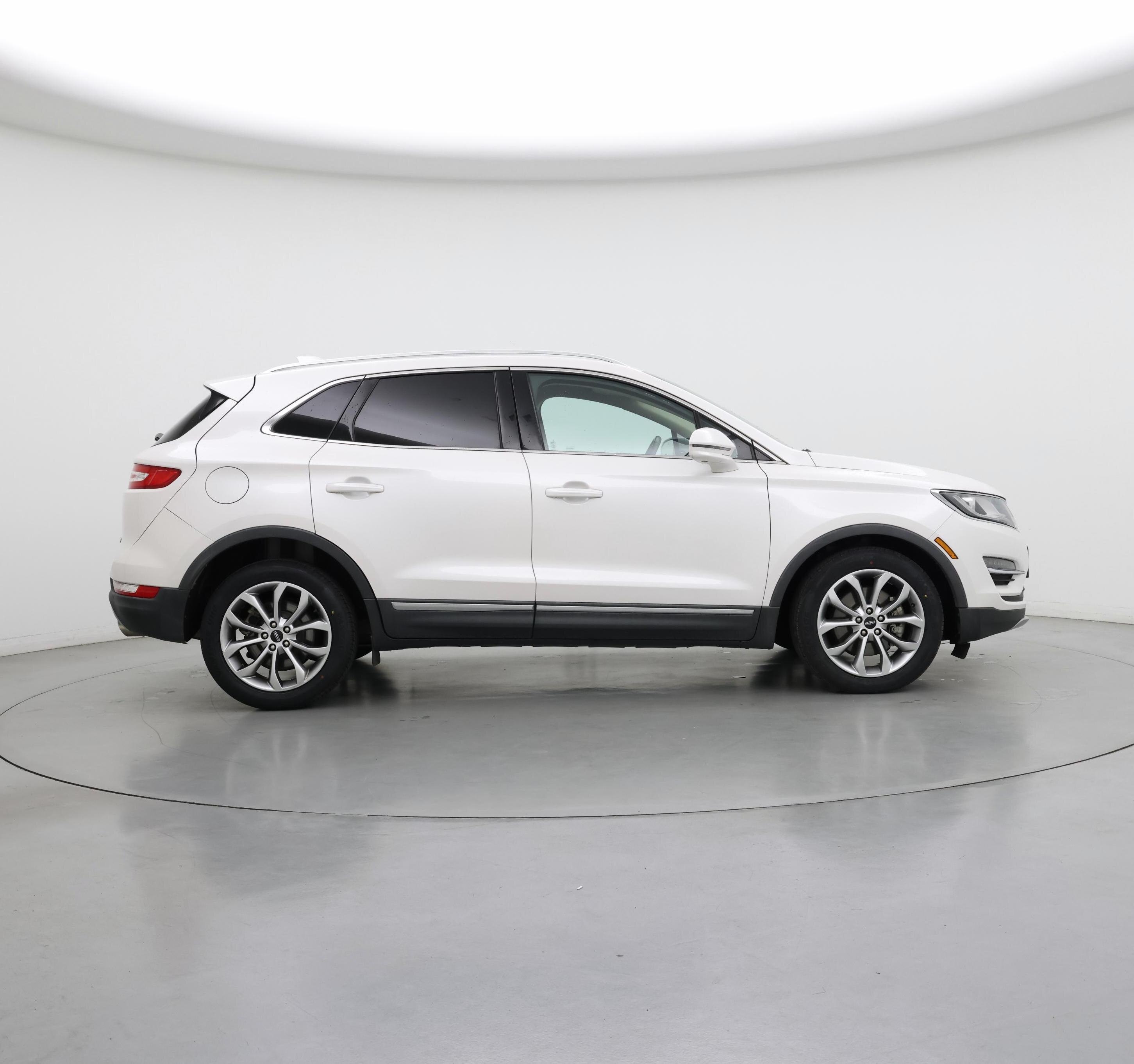 Thumbnail: 2017 Lincoln MKC - 7