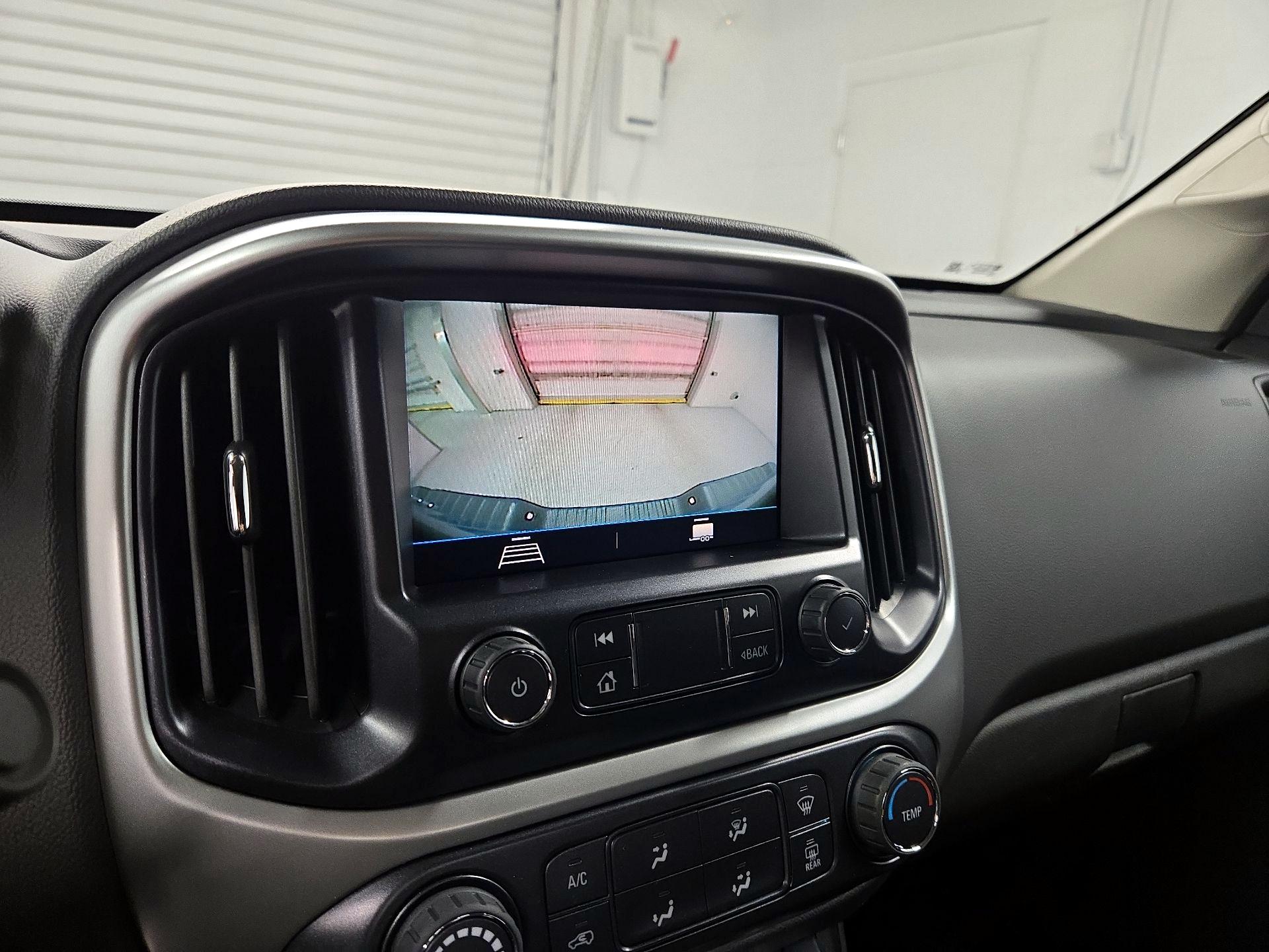 Thumbnail: 2022 Chevrolet Colorado - 14