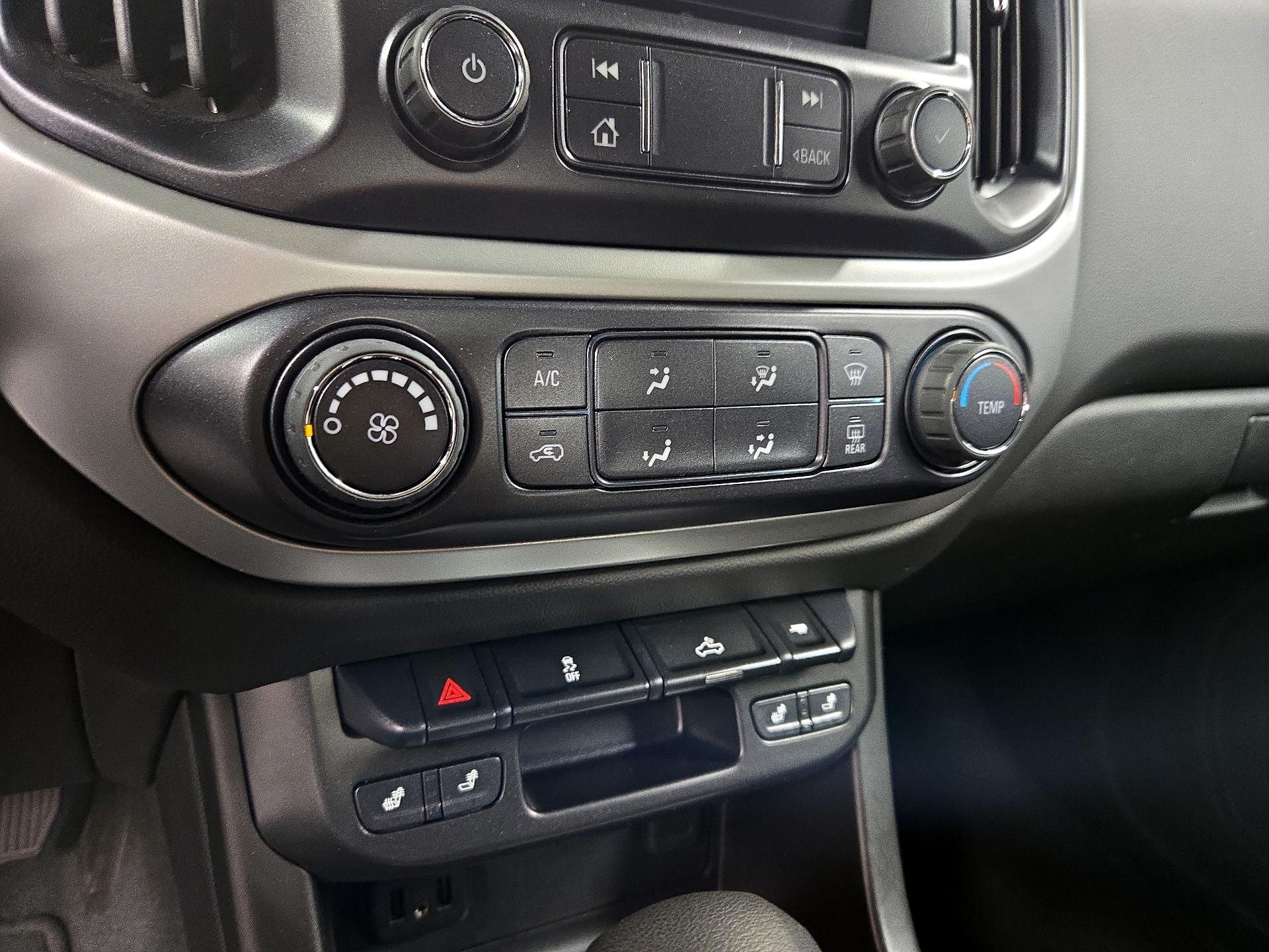 Thumbnail: 2022 Chevrolet Colorado - 16