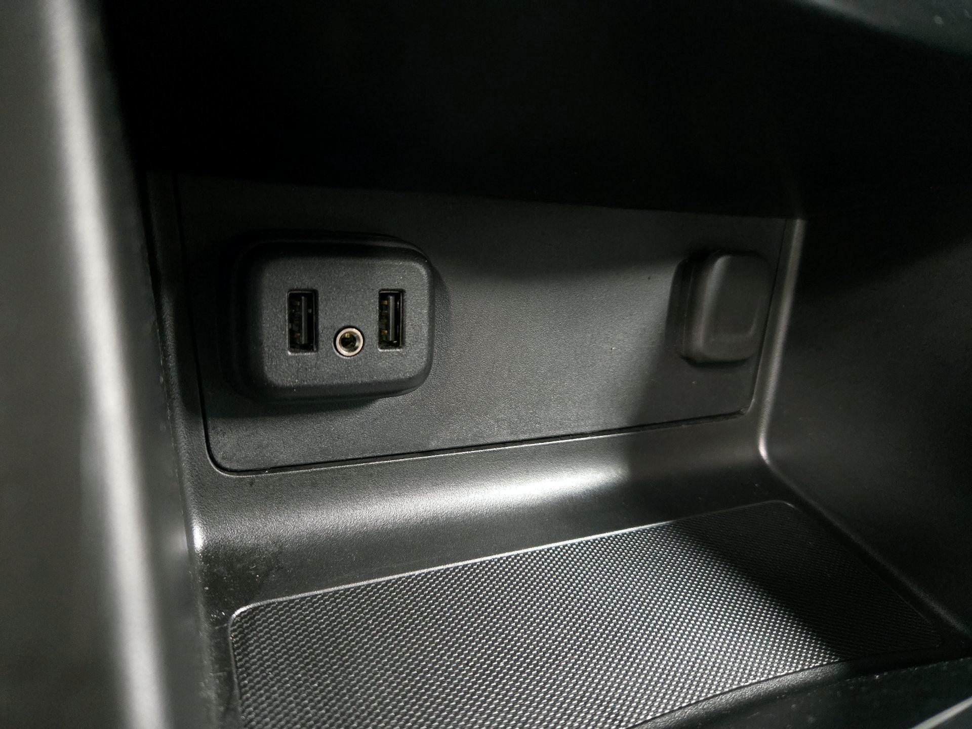 Thumbnail: 2022 Chevrolet Colorado - 18