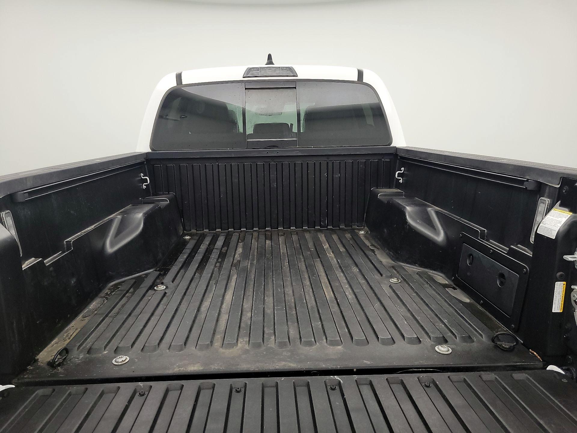 Thumbnail: 2023 Toyota Tacoma - 20