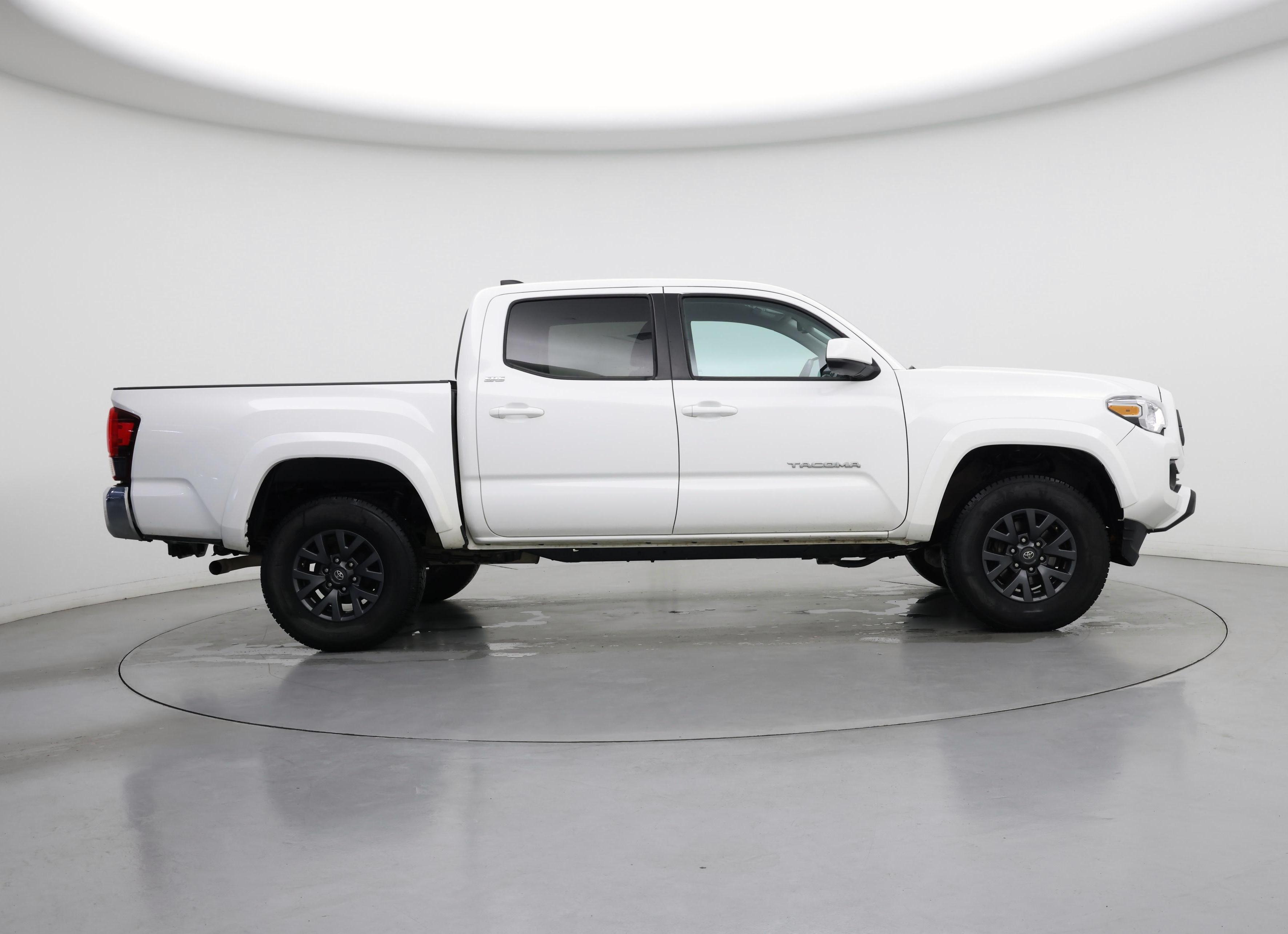 Thumbnail: 2023 Toyota Tacoma - 7