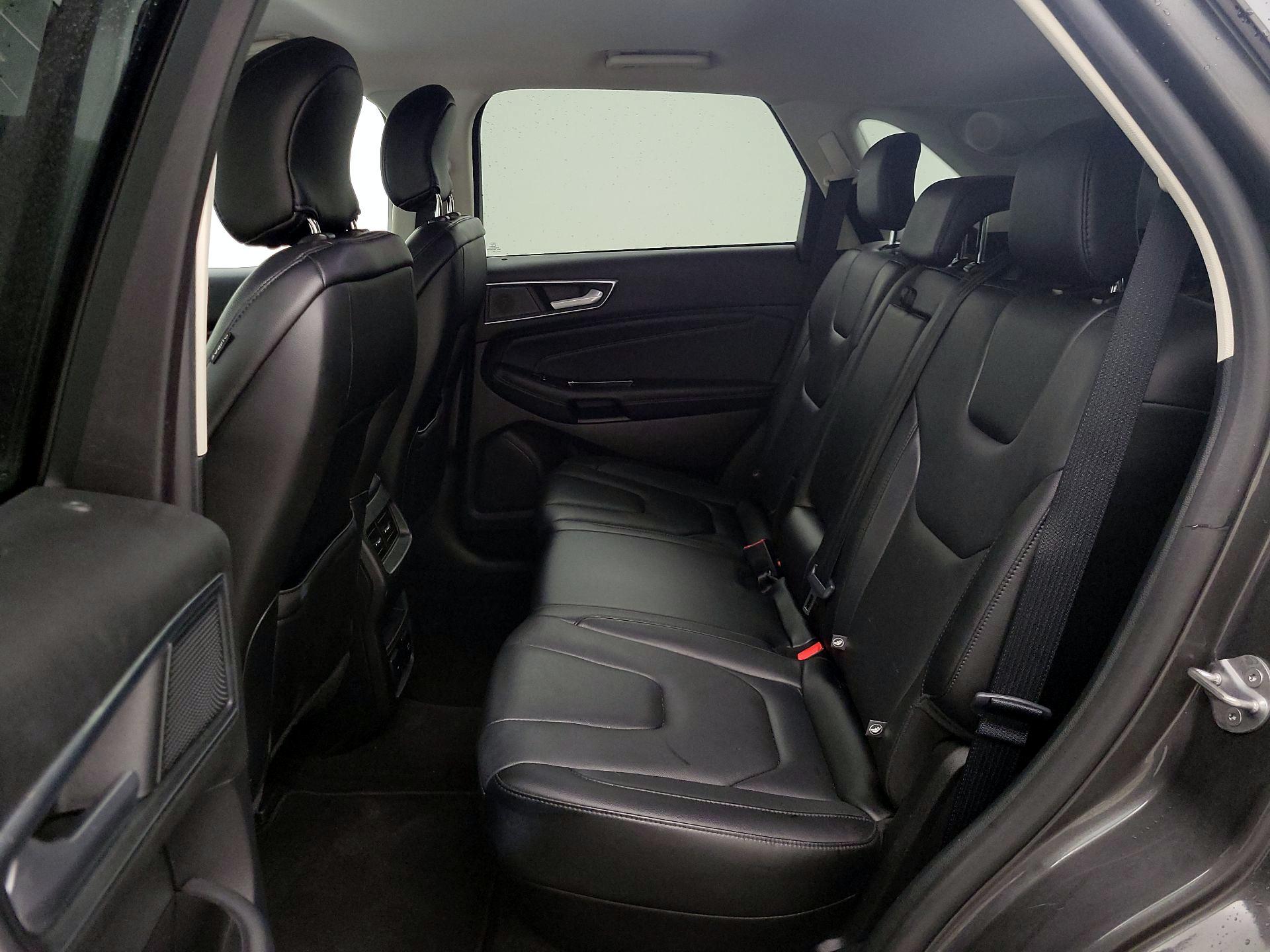 Thumbnail: 2019 Ford Edge - 19