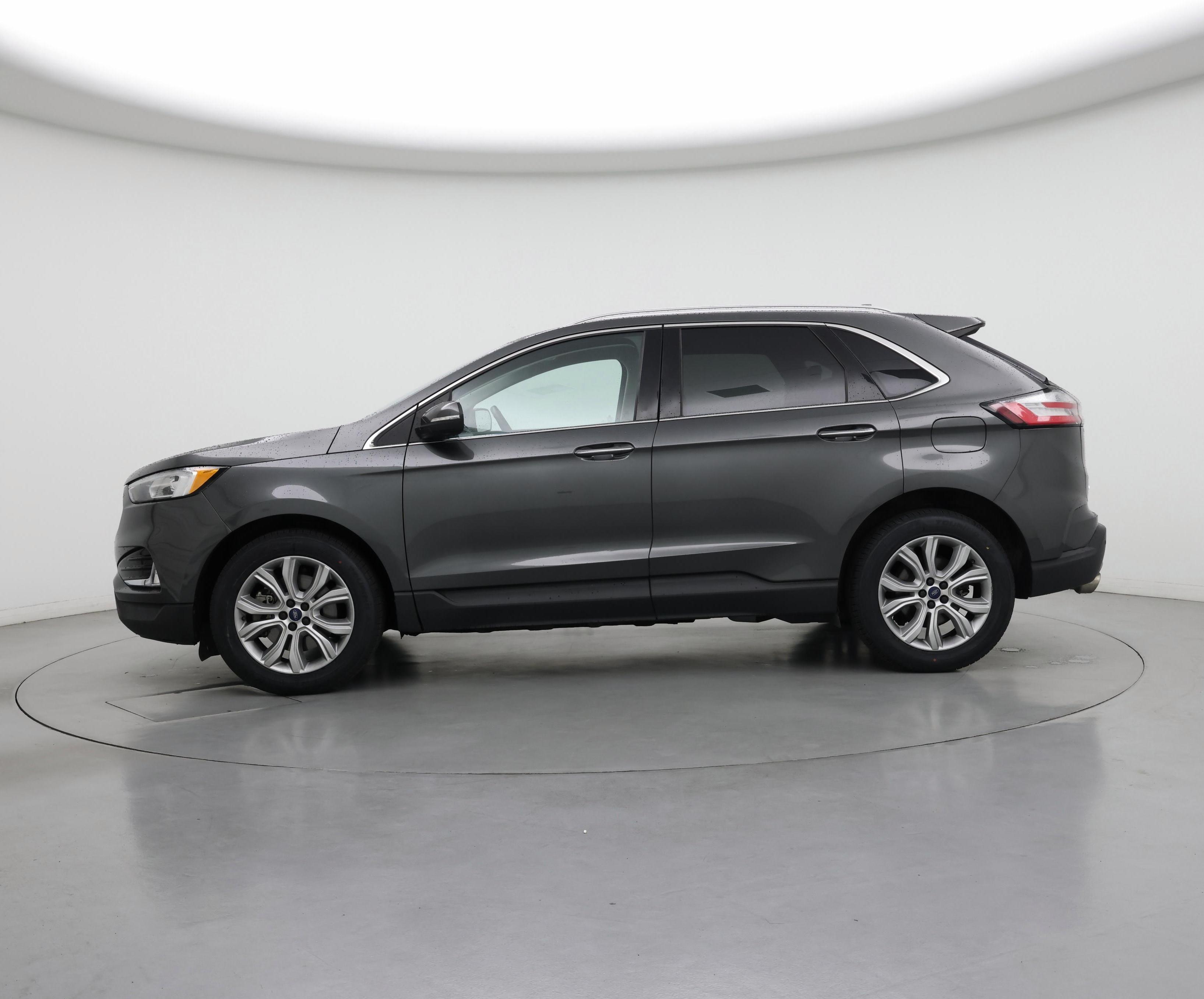 Thumbnail: 2019 Ford Edge - 3