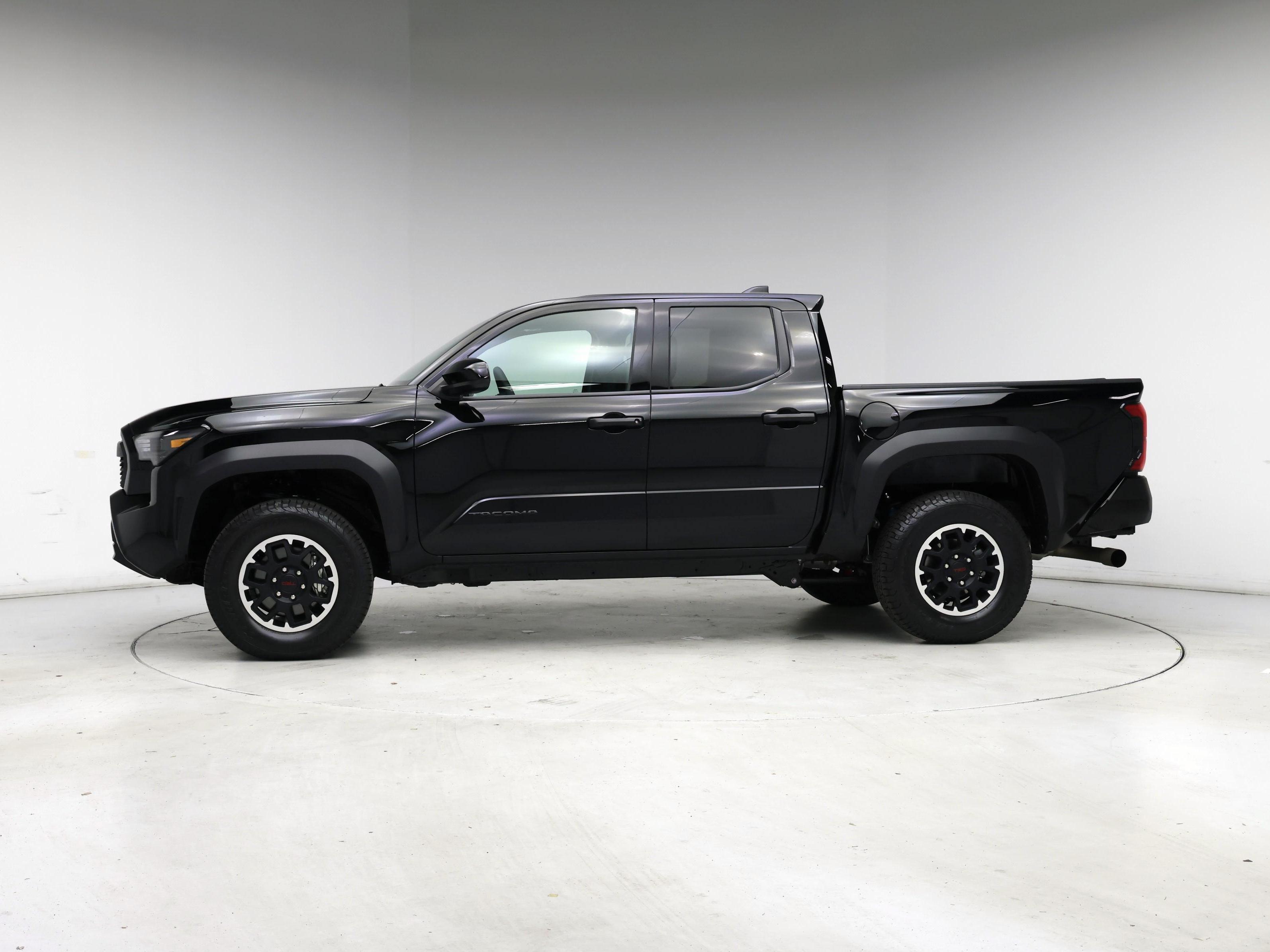 Thumbnail: 2025 Toyota Tacoma - 3