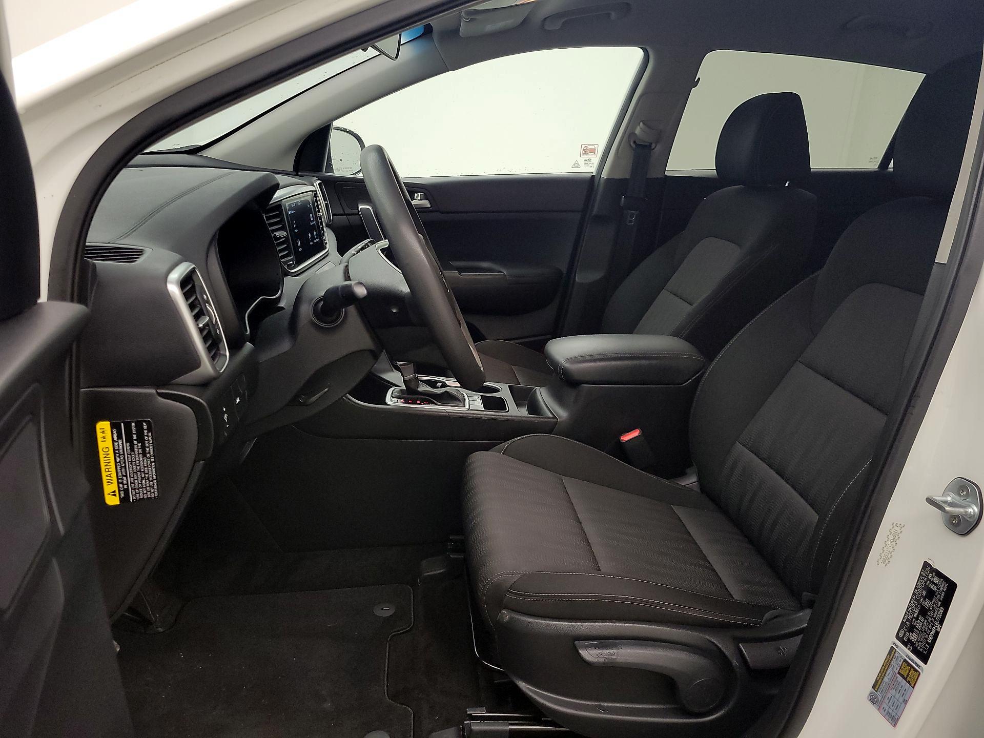 Thumbnail: 2020 Kia Sportage - 11