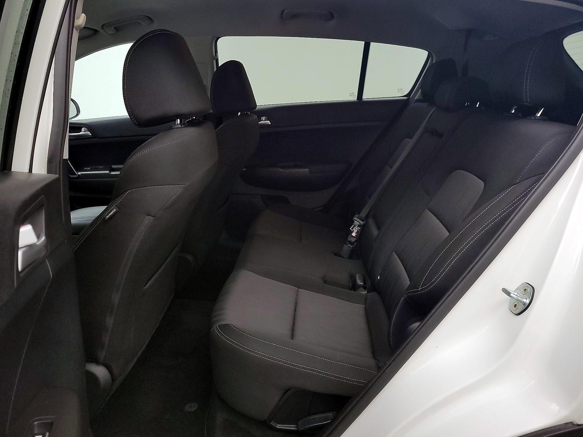 Thumbnail: 2020 Kia Sportage - 19