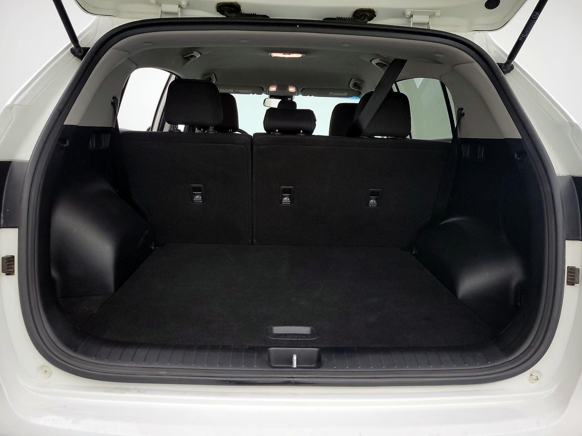 Thumbnail: 2020 Kia Sportage - 20