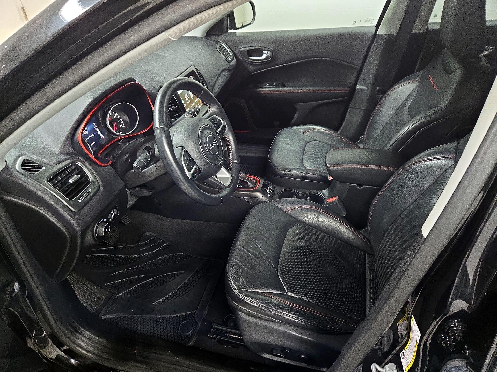 Thumbnail: 2017 Jeep Compass - 11