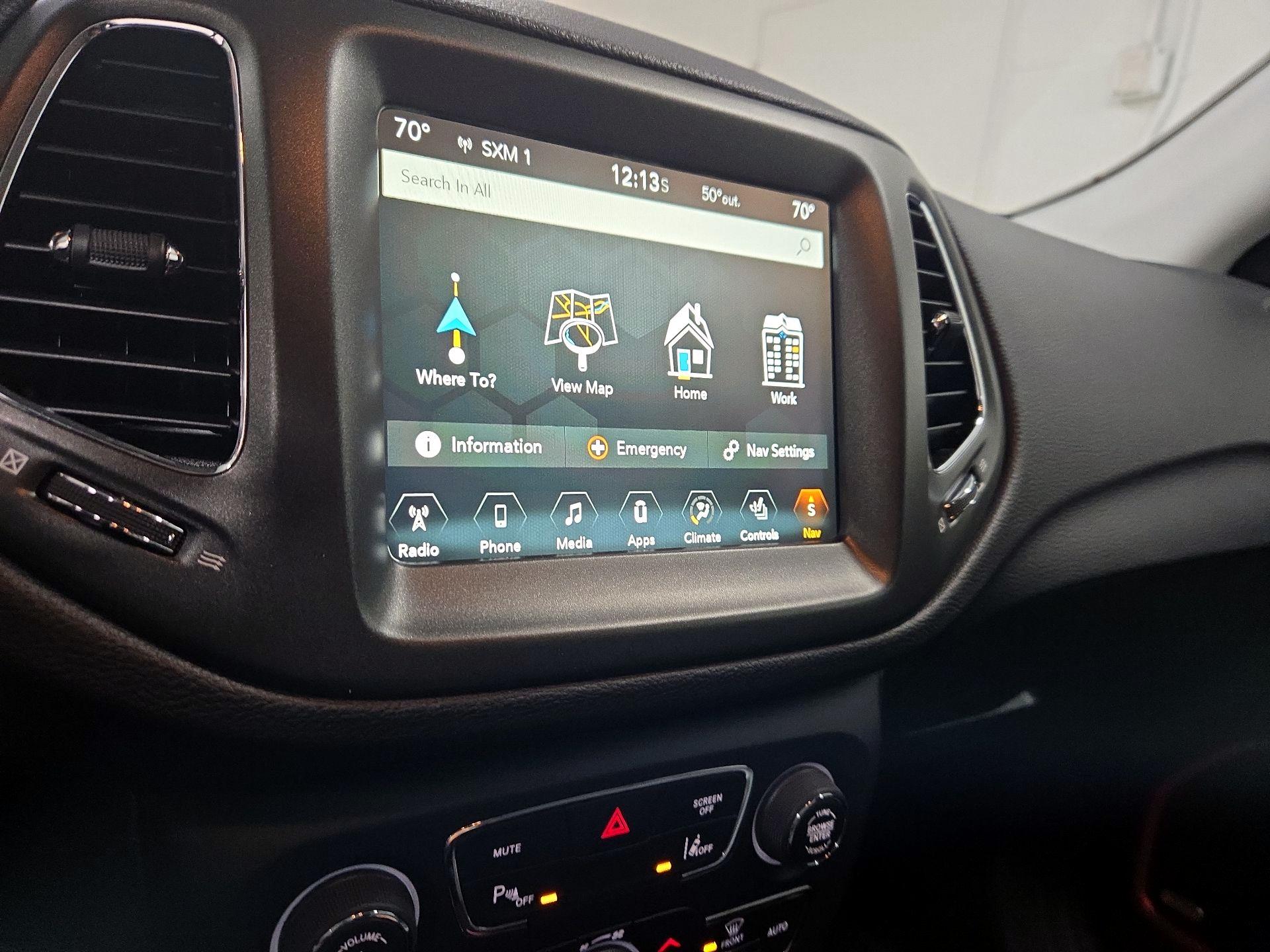 Thumbnail: 2017 Jeep Compass - 14