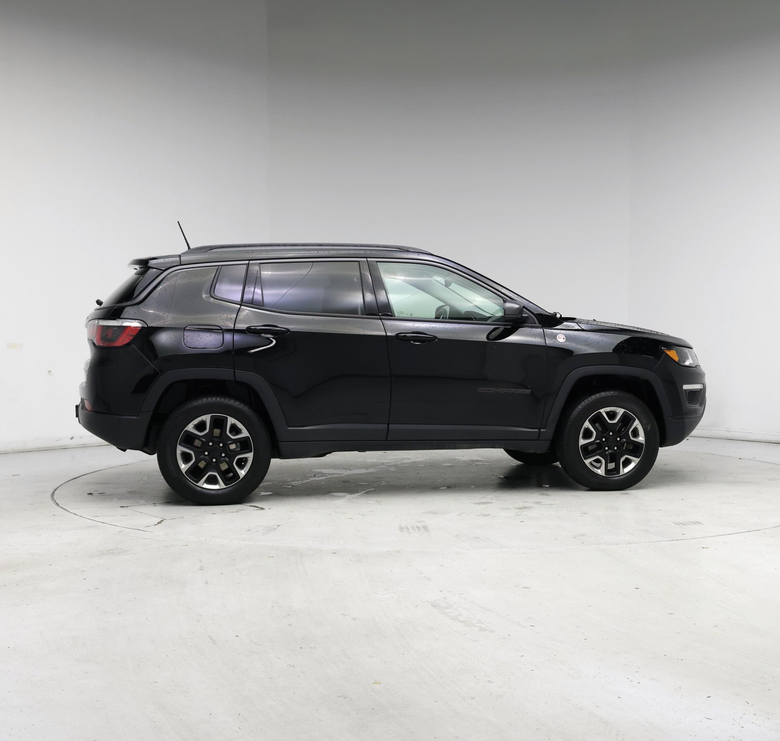 Thumbnail: 2017 Jeep Compass - 7