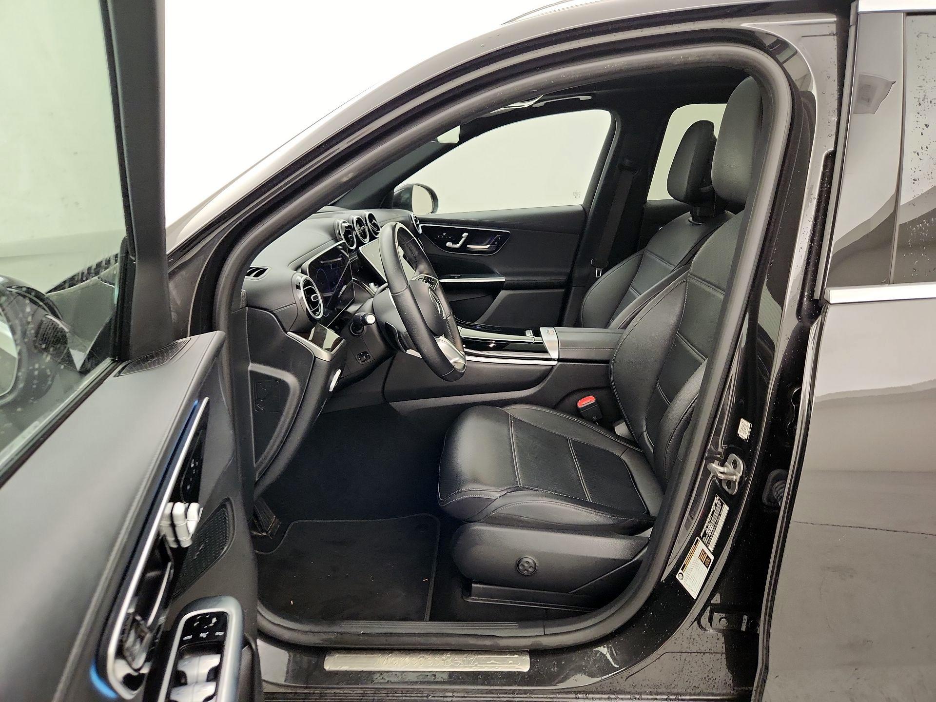 Thumbnail: 2023 Mercedes-Benz GLC - 11