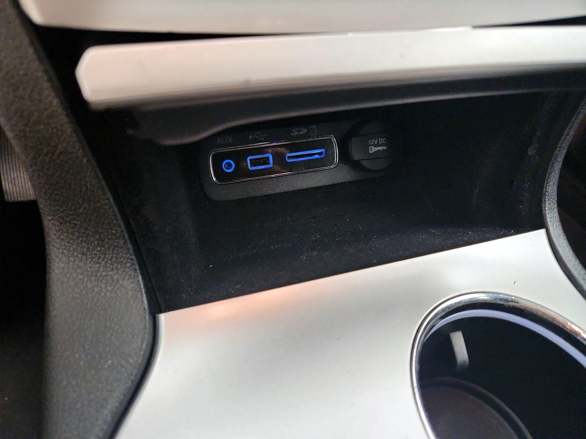 Thumbnail: 2015 Jeep Grand Cherokee - 18