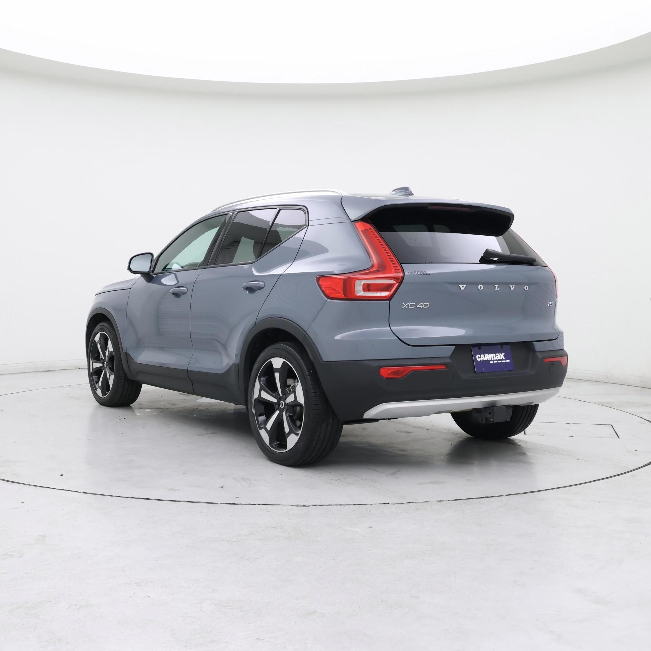 Thumbnail: 2020 Volvo XC40 - 2