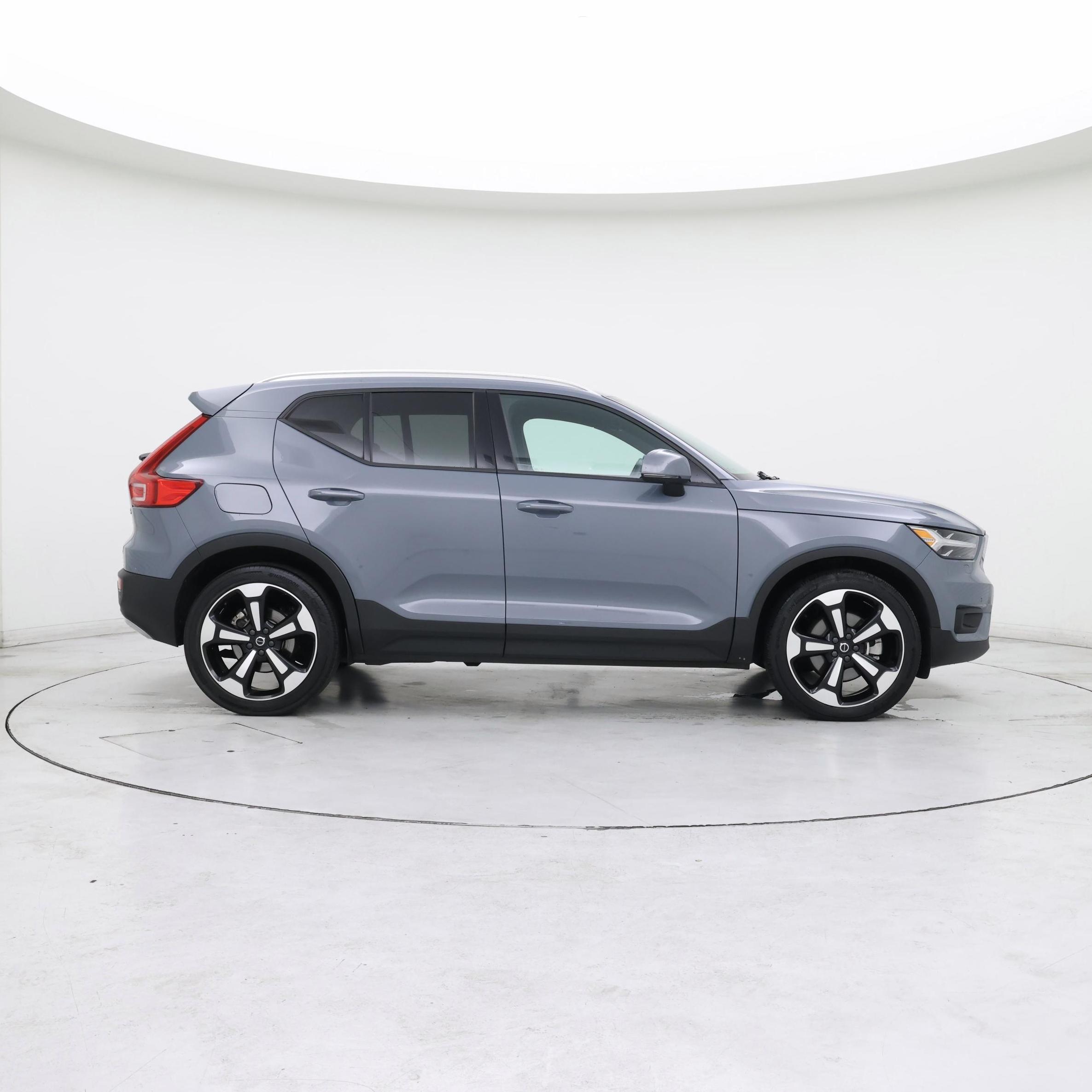 Thumbnail: 2020 Volvo XC40 - 7
