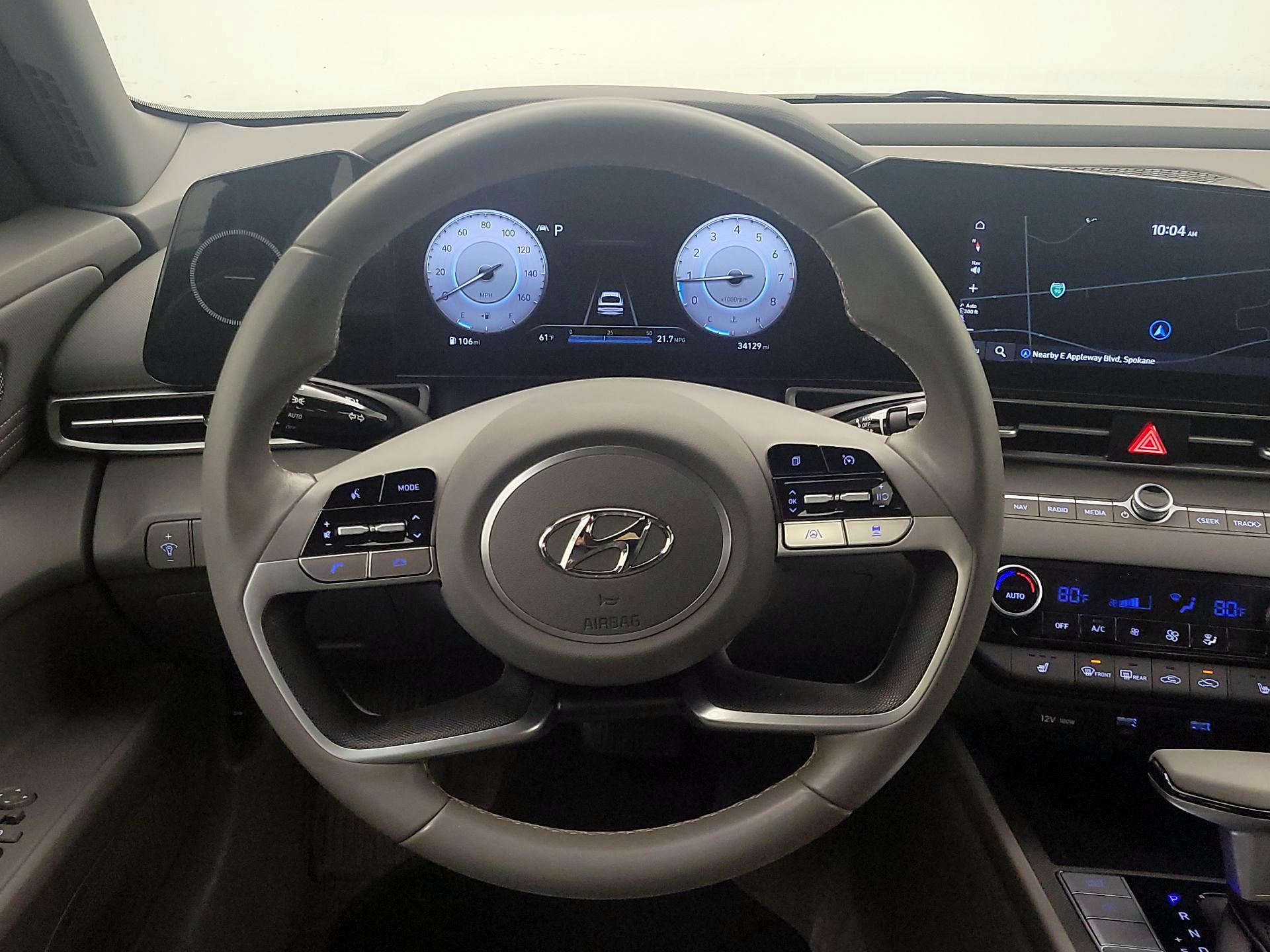 Thumbnail: 2023 Hyundai Elantra - 10