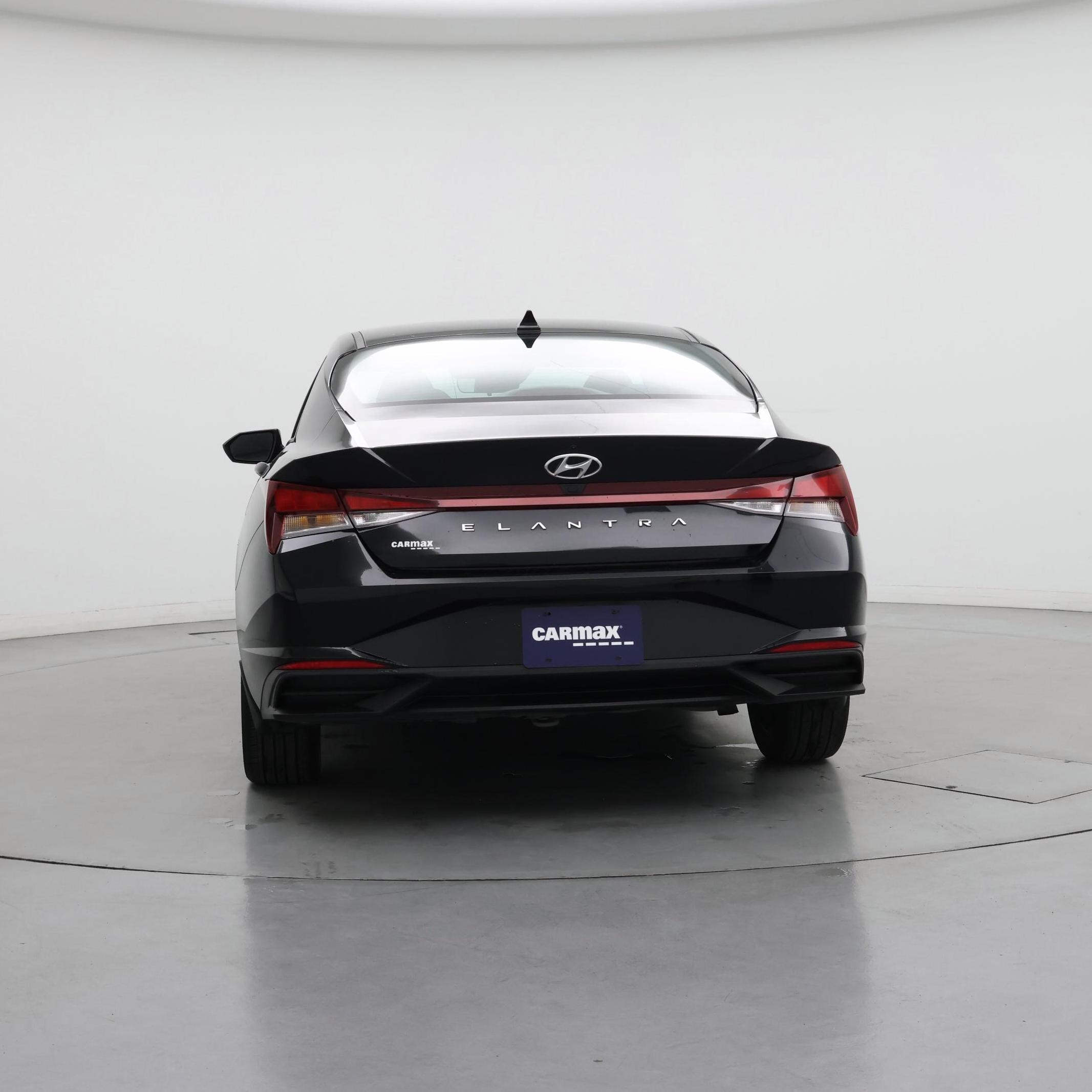 Thumbnail: 2023 Hyundai Elantra - 6