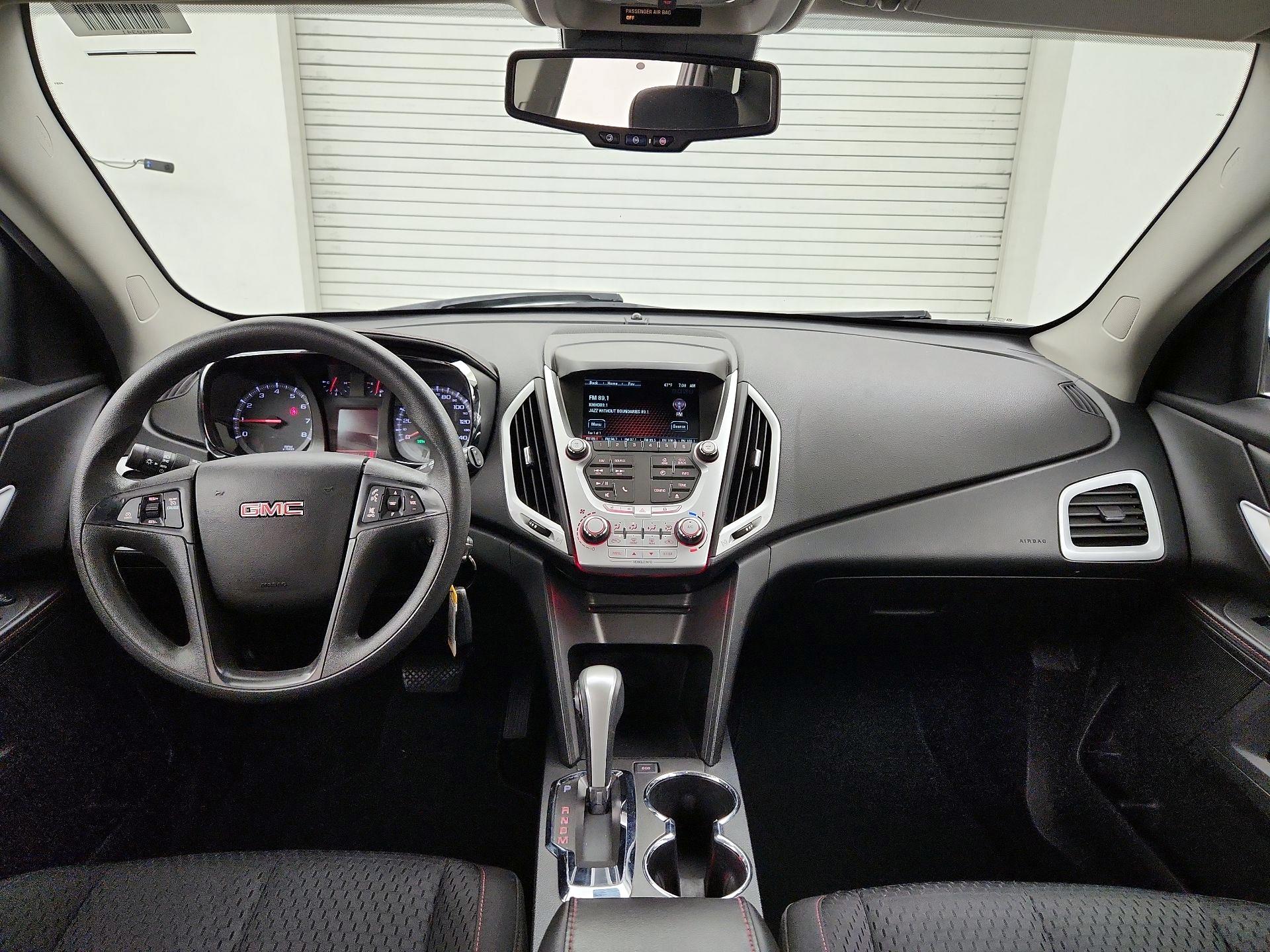 Thumbnail: 2015 GMC Terrain - 9