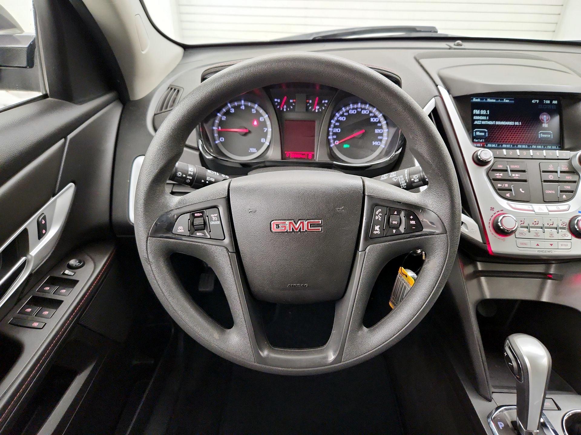 Thumbnail: 2015 GMC Terrain - 10