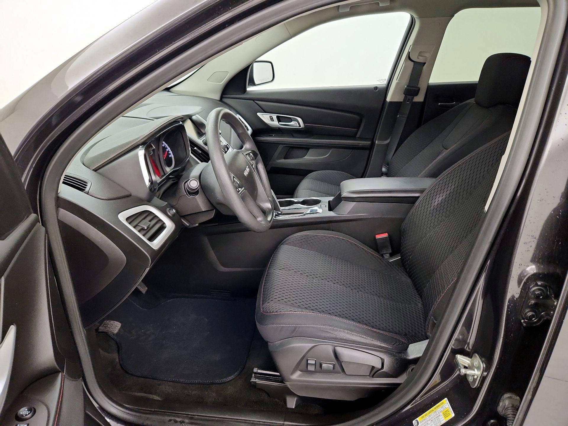 Thumbnail: 2015 GMC Terrain - 11