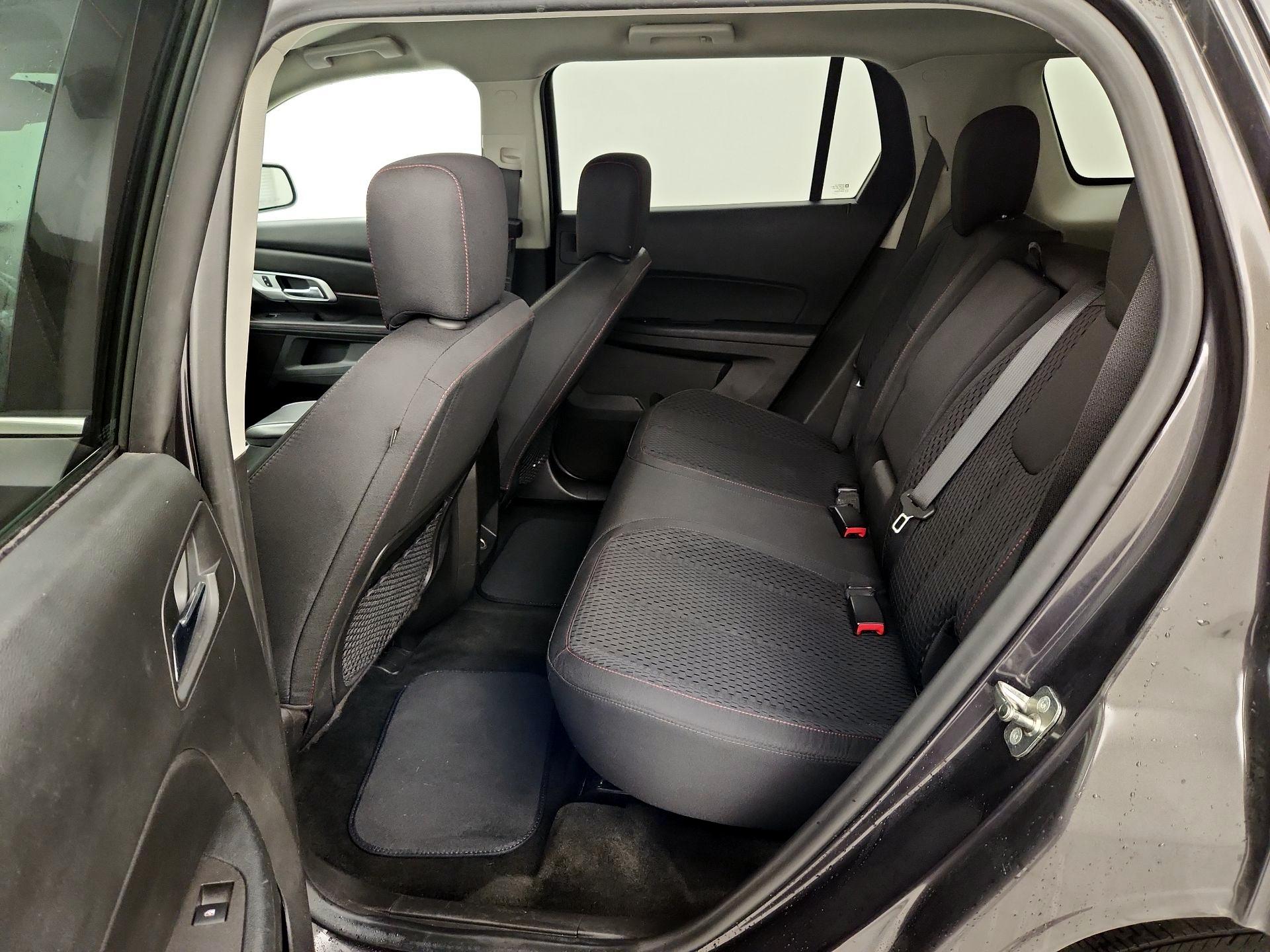 Thumbnail: 2015 GMC Terrain - 18