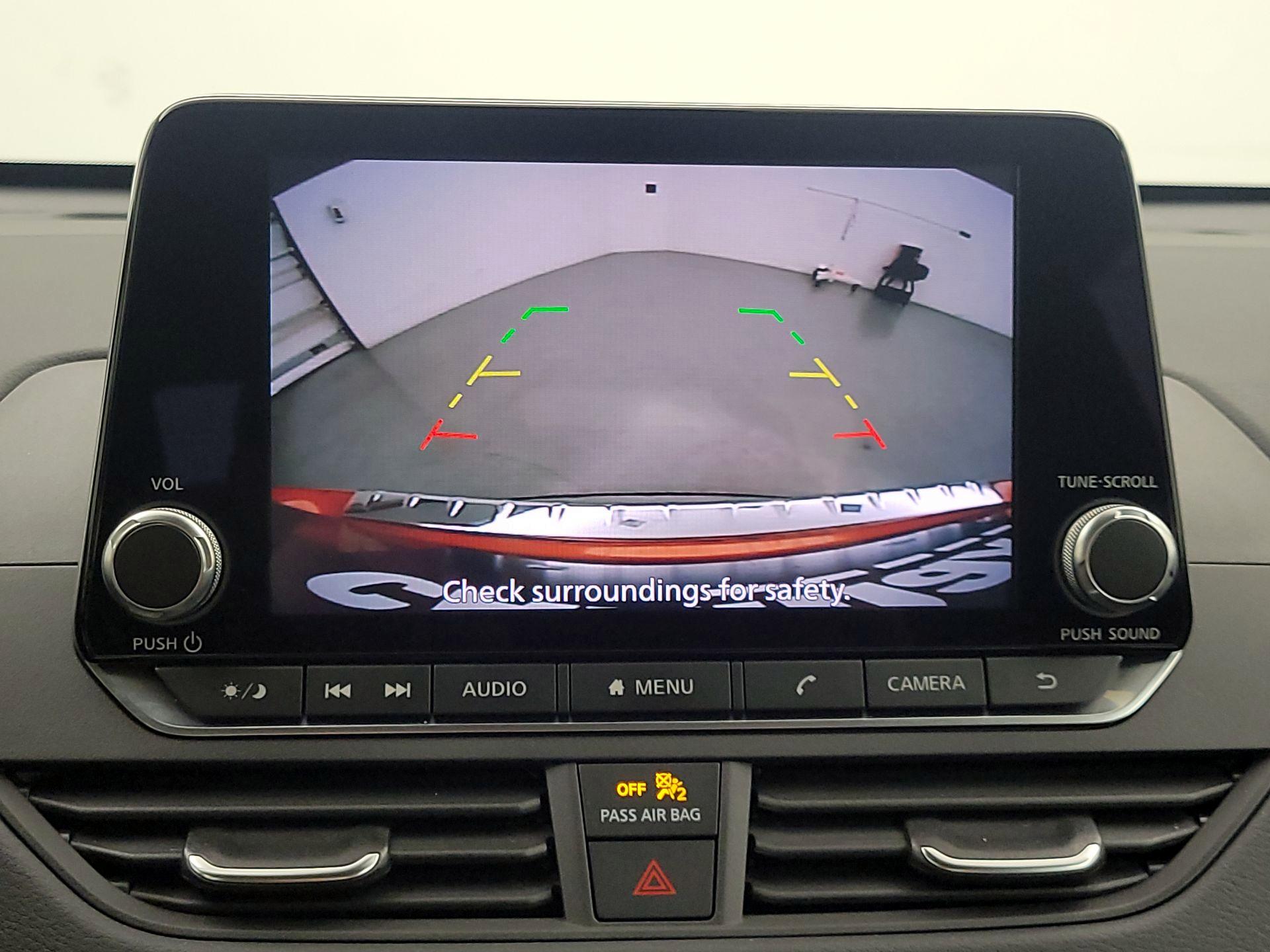 Thumbnail: 2021 Nissan Altima - 14