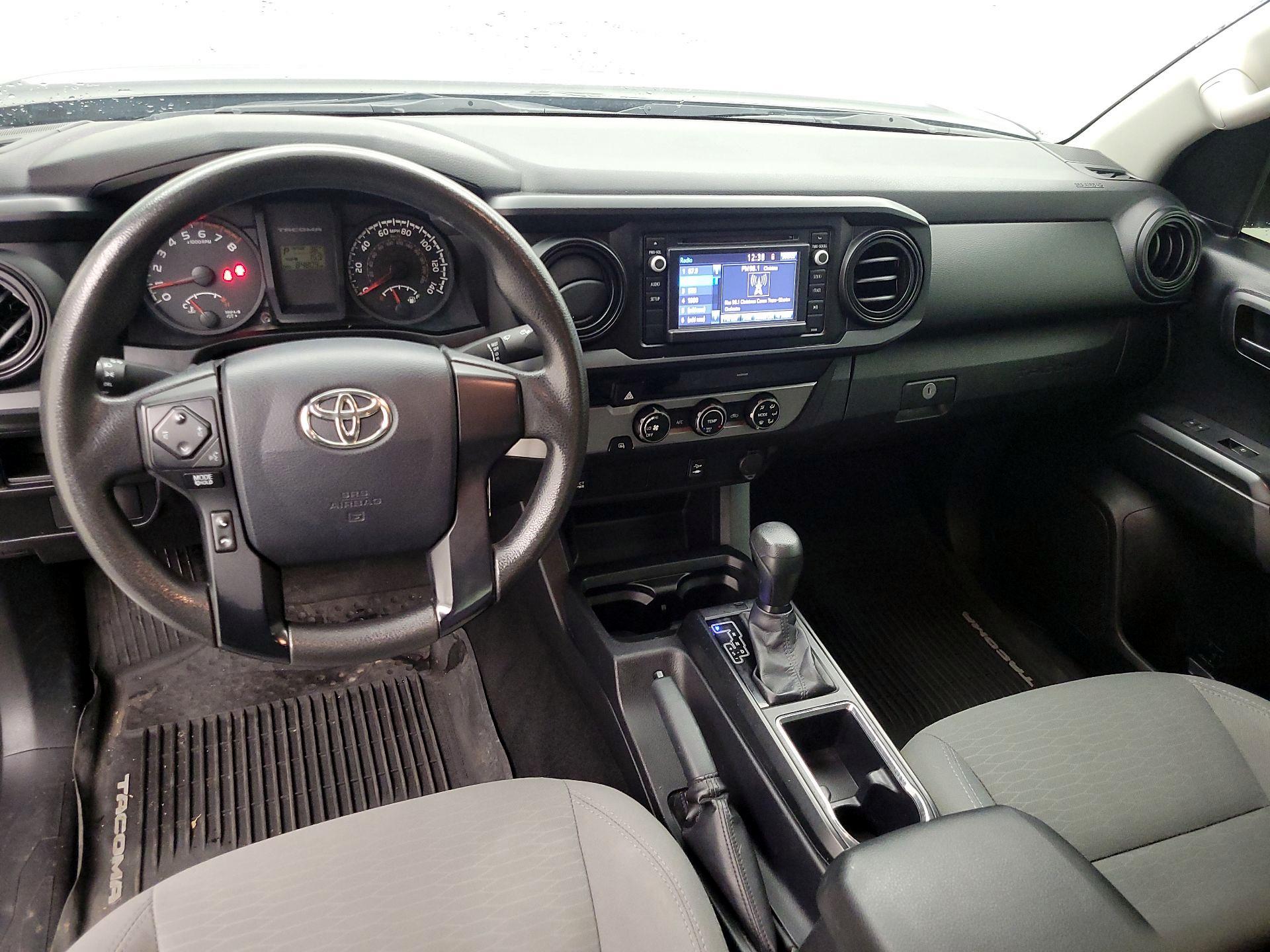 Thumbnail: 2017 Toyota Tacoma - 9