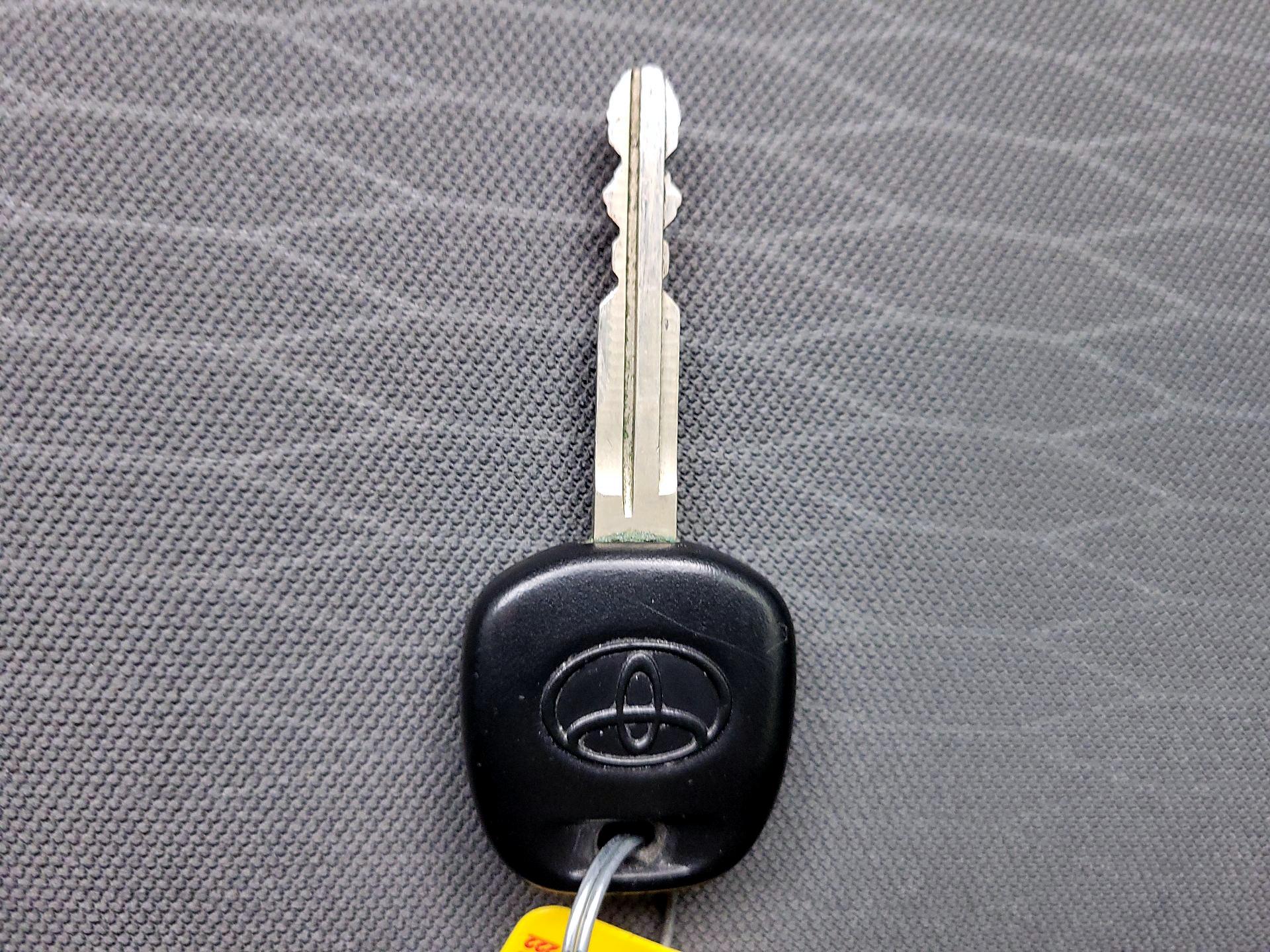 Thumbnail: 2017 Toyota Tacoma - 20