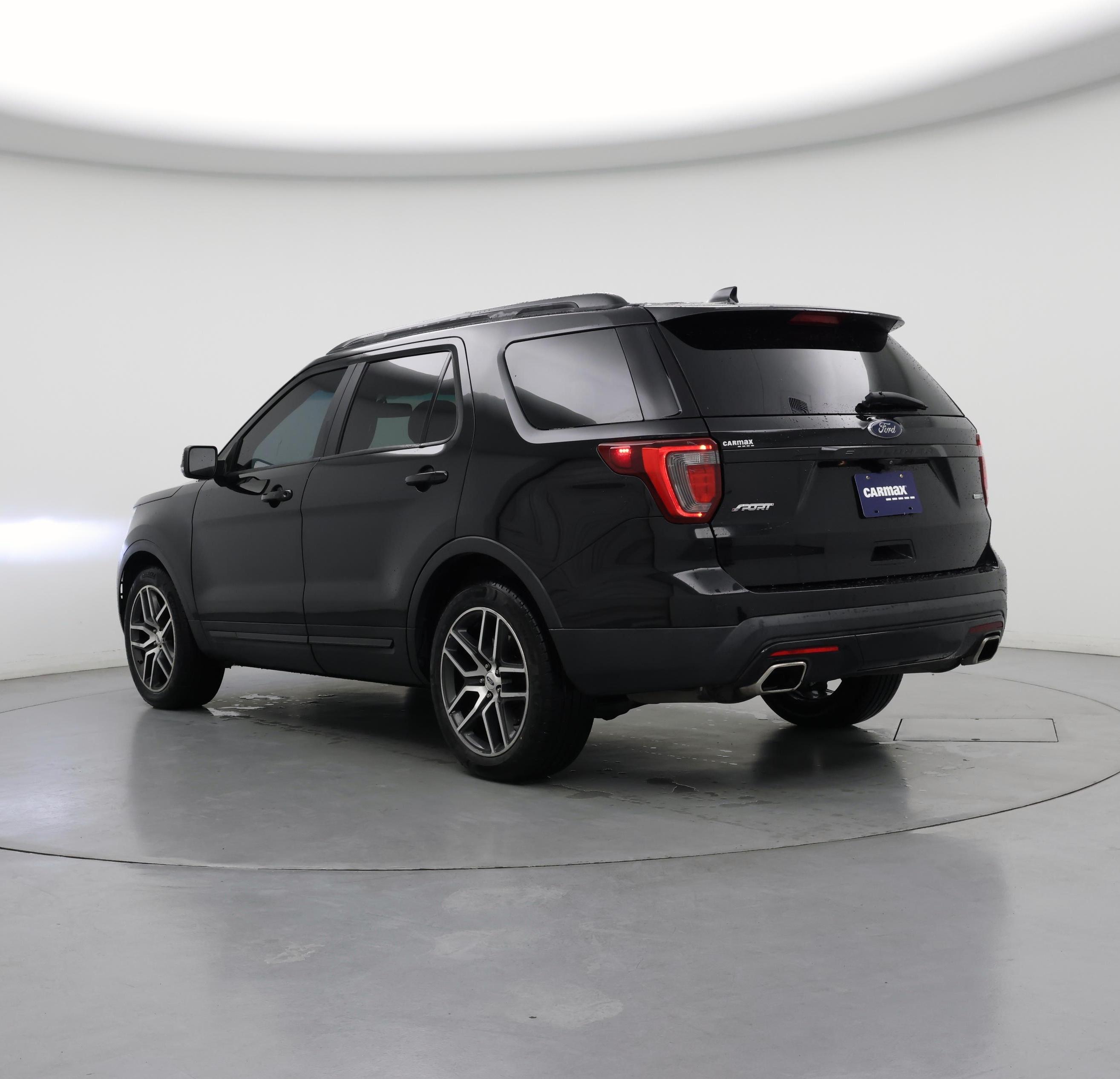 Thumbnail: 2016 Ford Explorer - 2