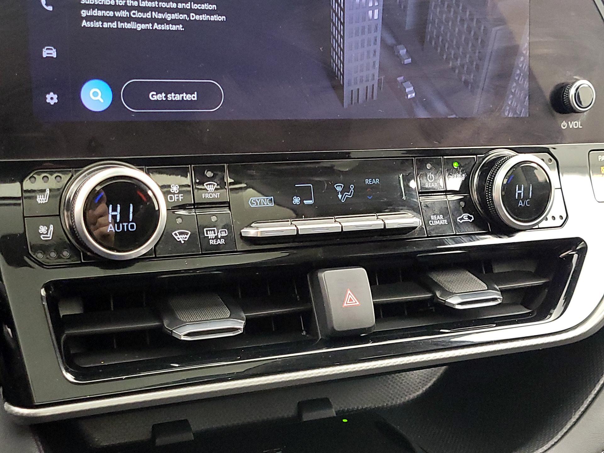 Thumbnail: 2023 Toyota Highlander - 16