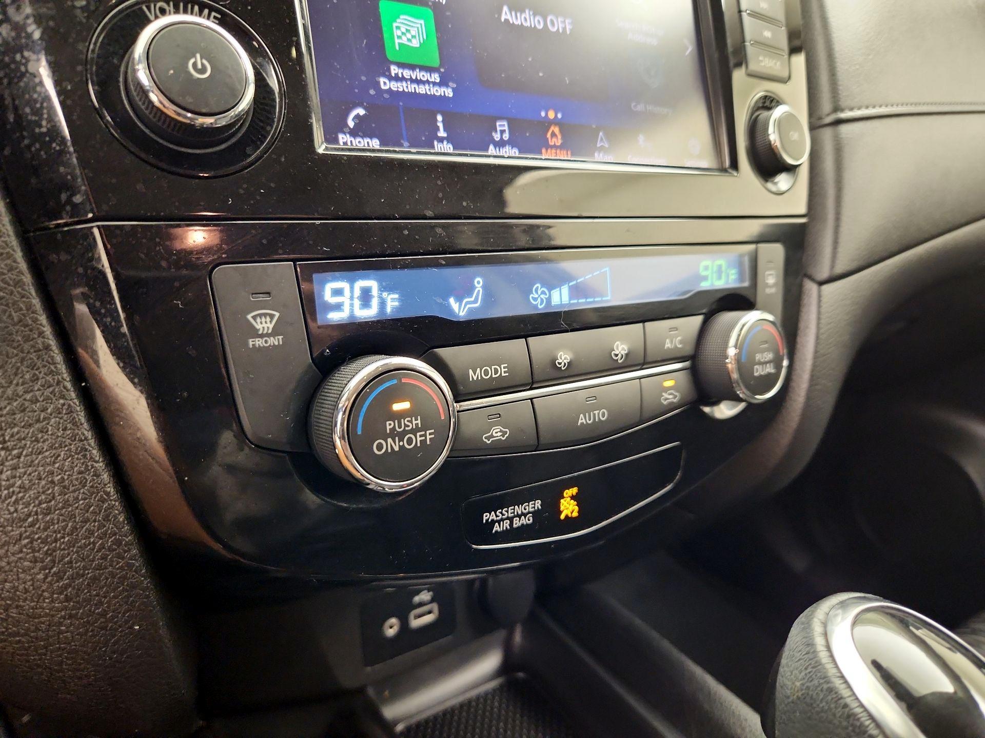 Thumbnail: 2019 Nissan Rogue - 16