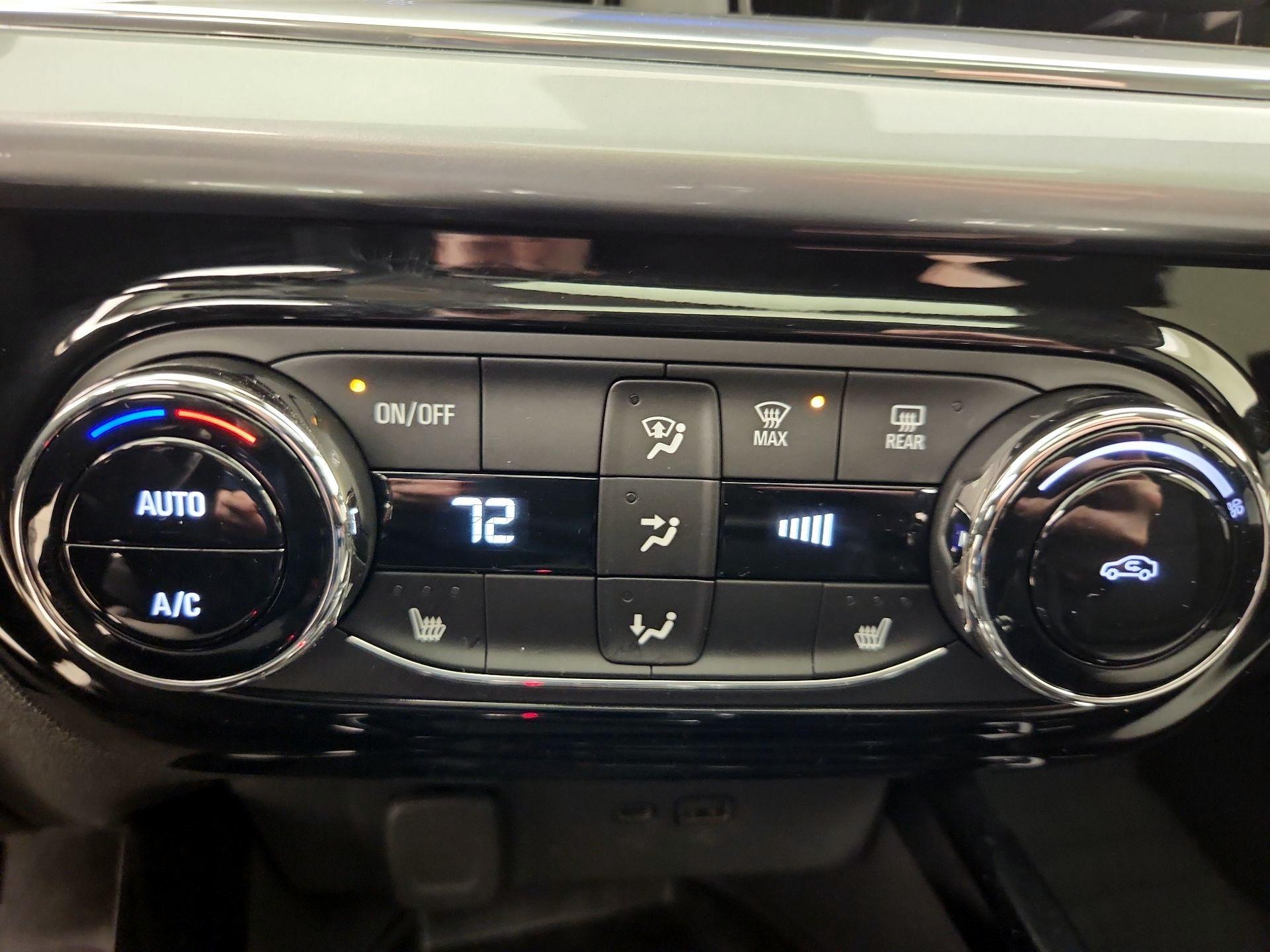 Thumbnail: 2024 Chevrolet Trax - 16