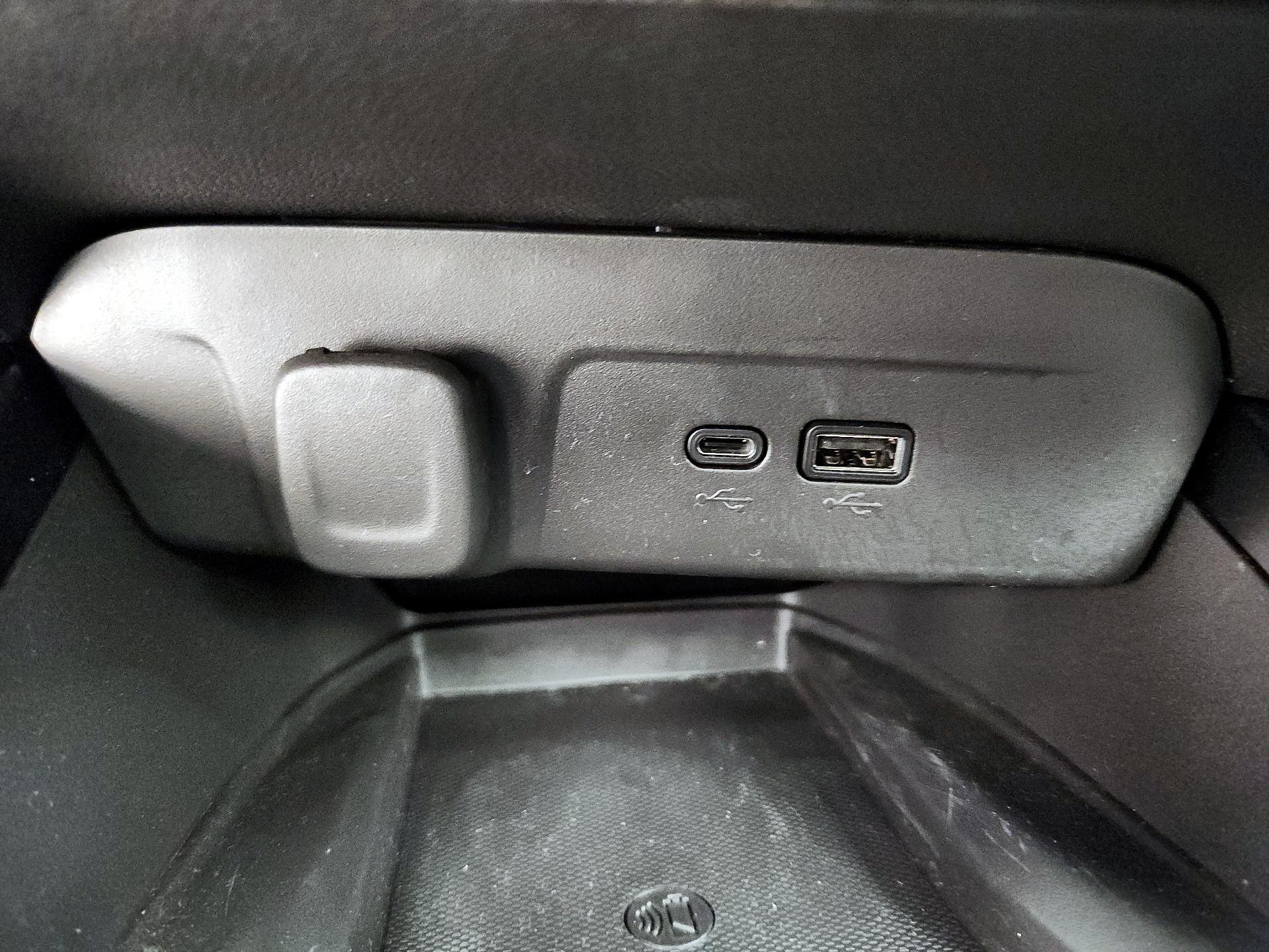 Thumbnail: 2024 Chevrolet Trax - 18