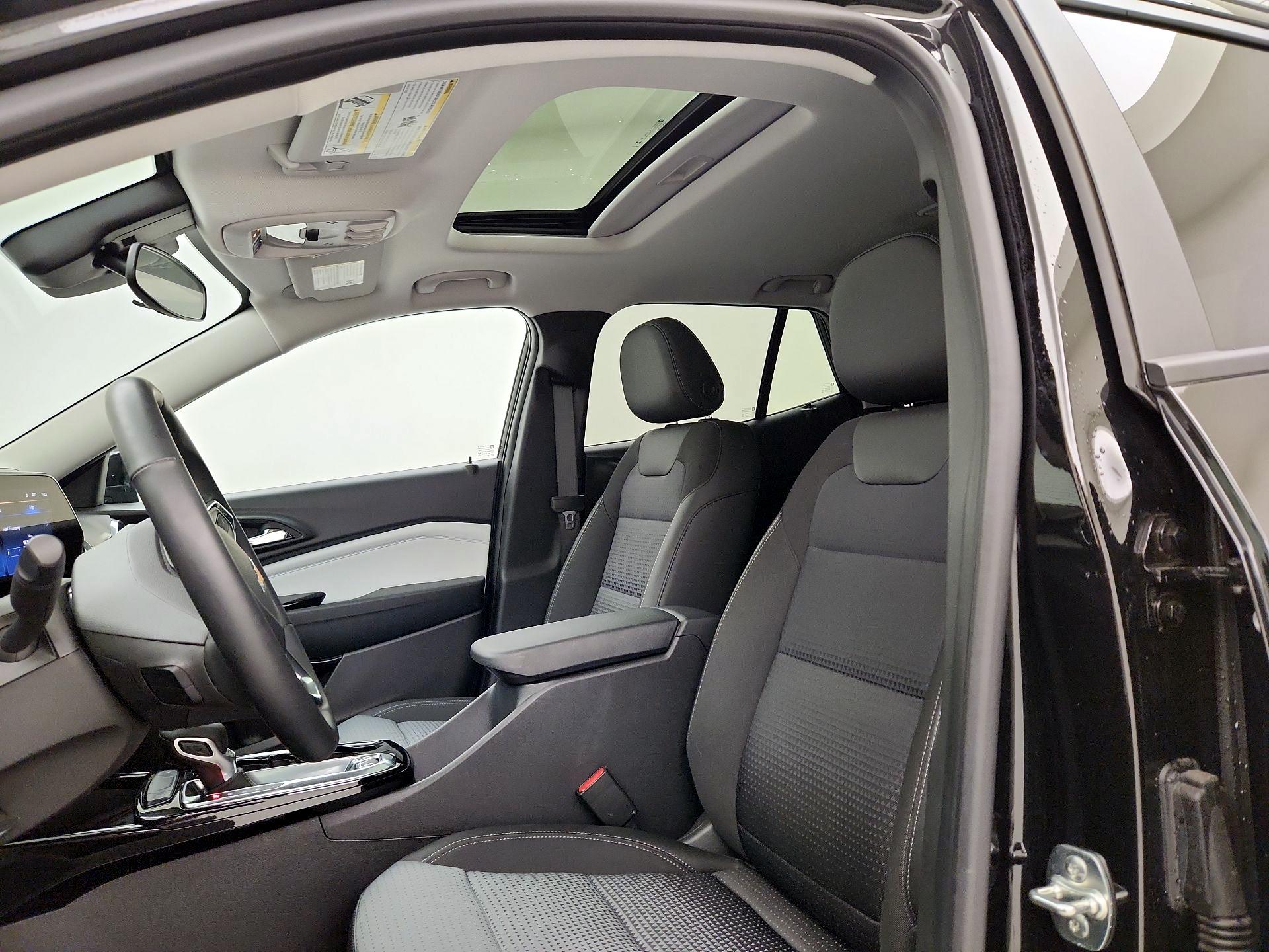 Thumbnail: 2024 Chevrolet Trax - 19