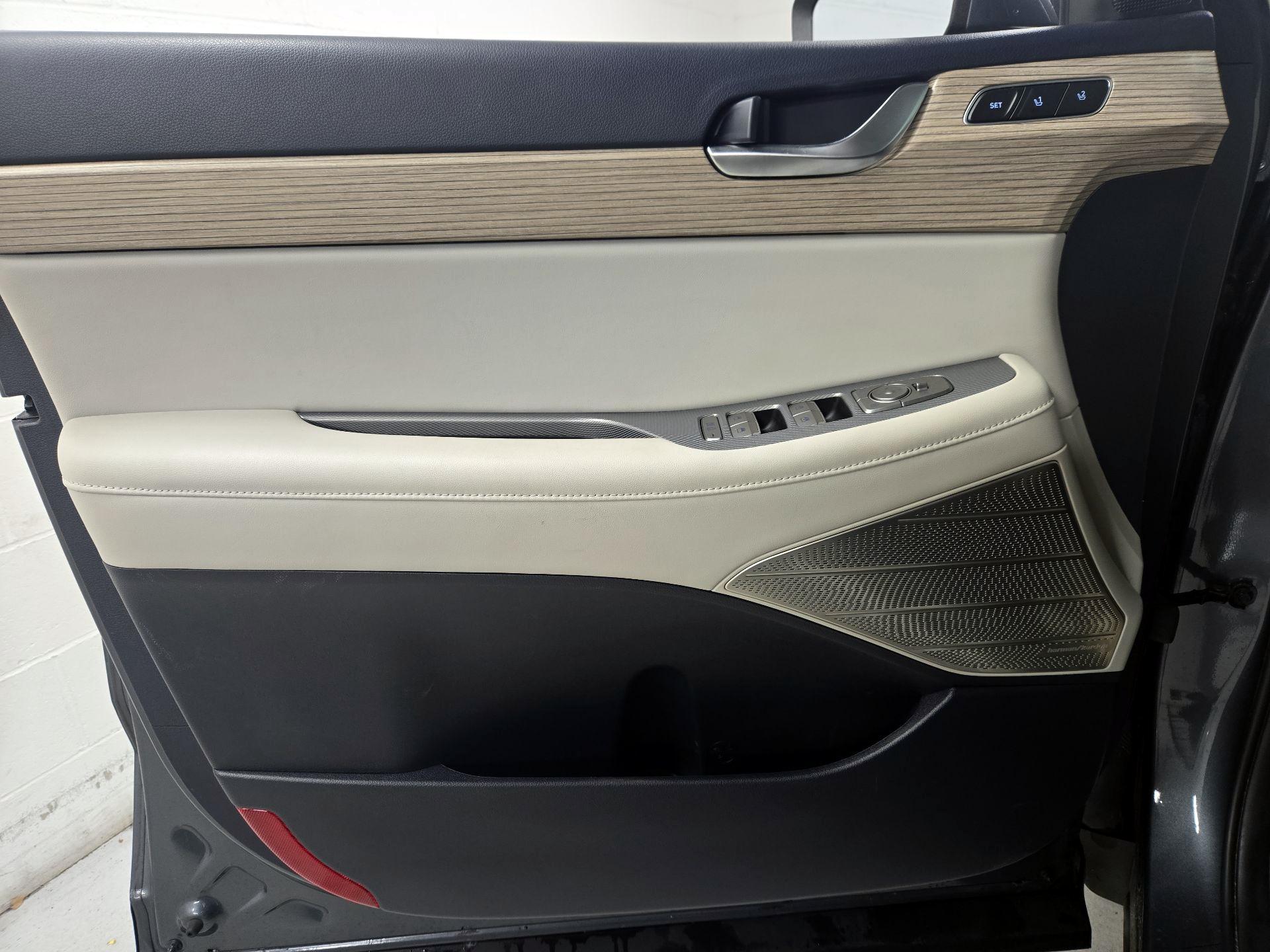 Thumbnail: 2022 Hyundai Palisade - 12