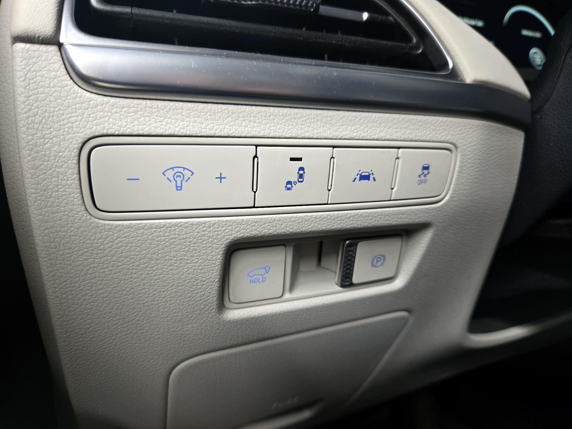 Thumbnail: 2022 Hyundai Palisade - 13