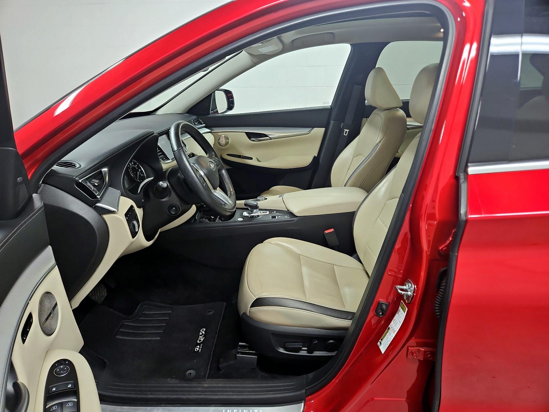 Thumbnail: 2021 INFINITI QX50 - 11