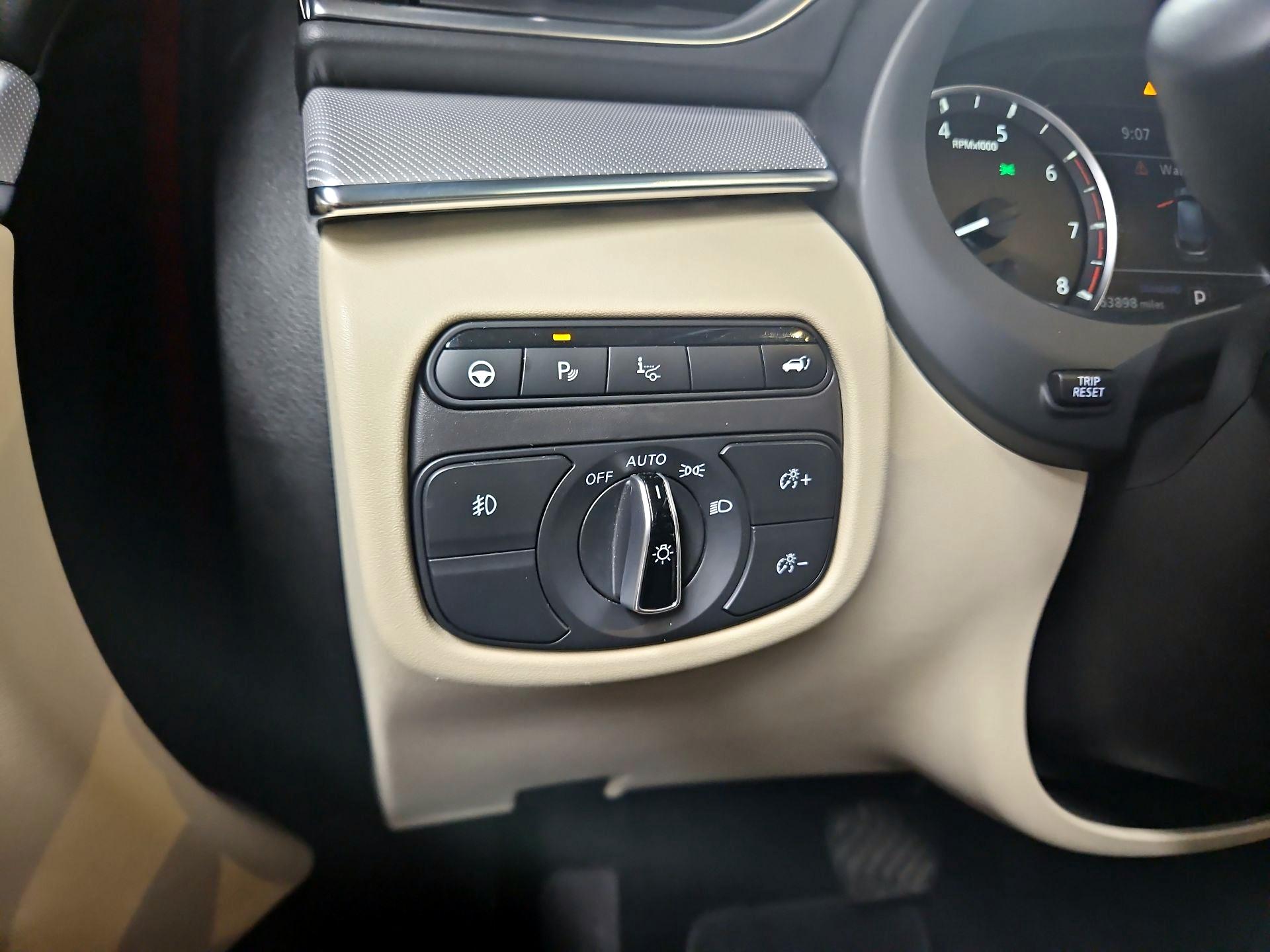 Thumbnail: 2021 INFINITI QX50 - 13