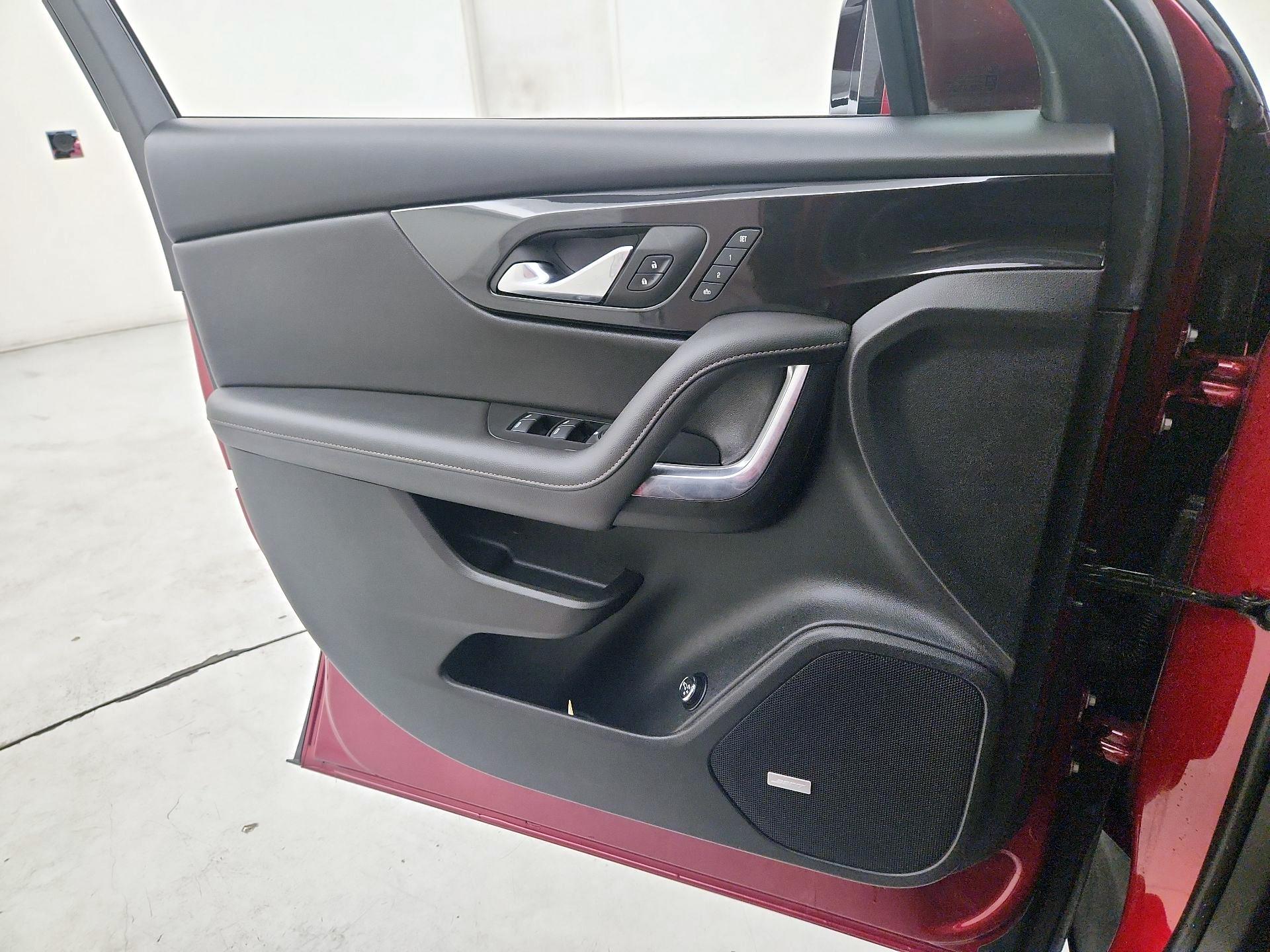 Thumbnail: 2023 Chevrolet Blazer - 12