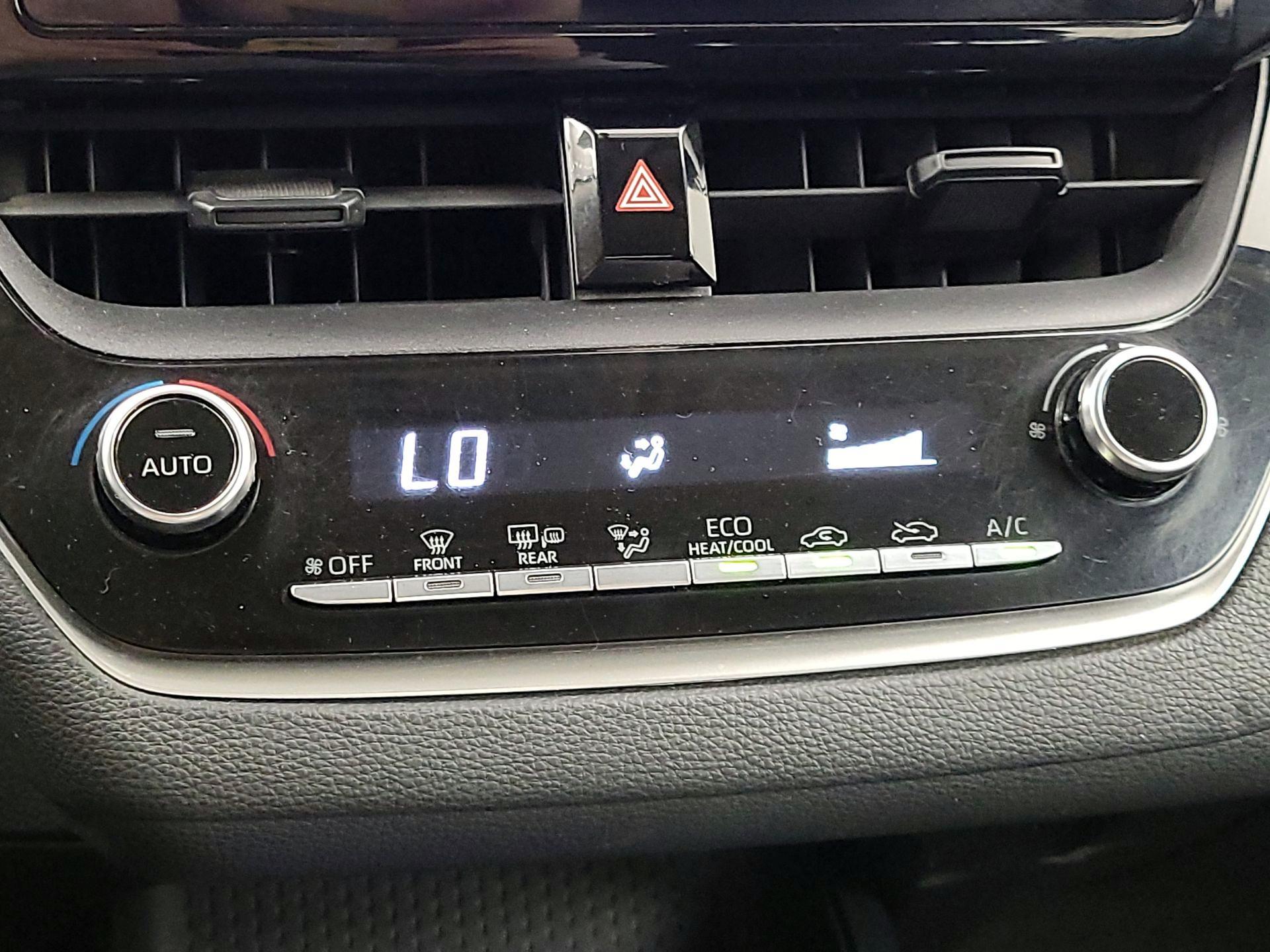 Thumbnail: 2020 Toyota Corolla - 16