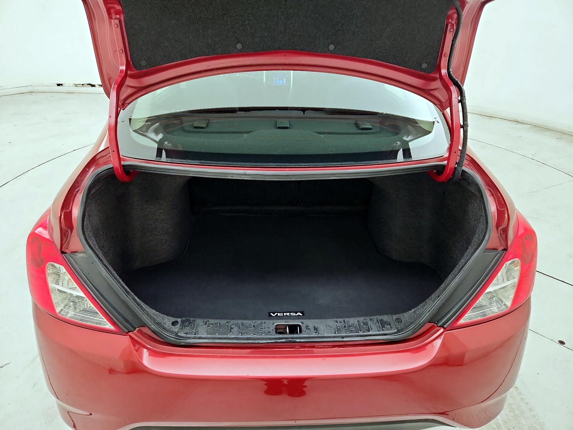 Thumbnail: 2019 Nissan Versa - 20