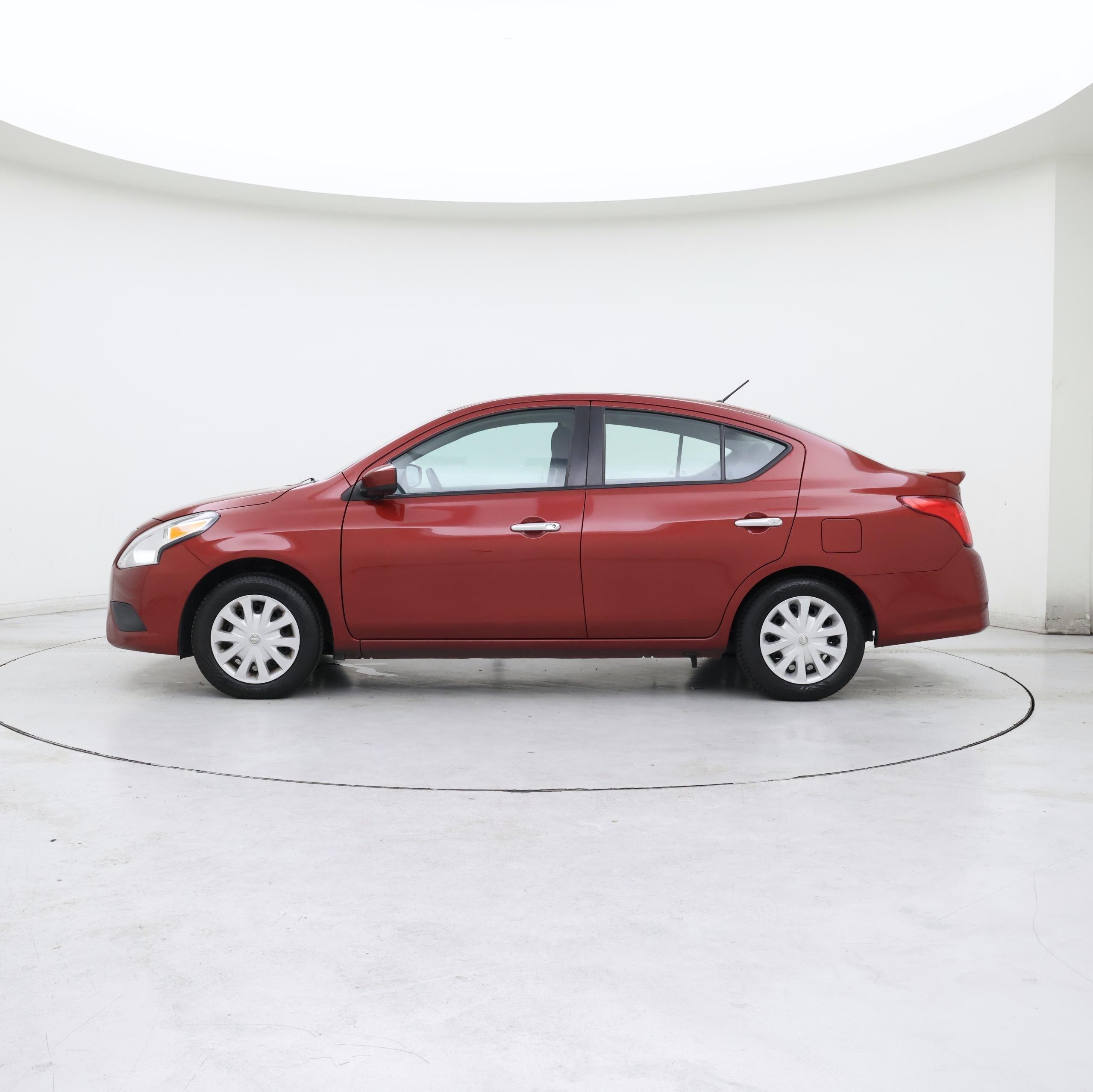 Thumbnail: 2019 Nissan Versa - 3