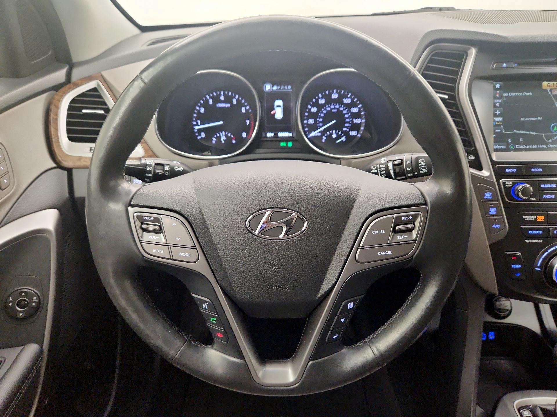 Thumbnail: 2017 Hyundai Santa Fe - 10