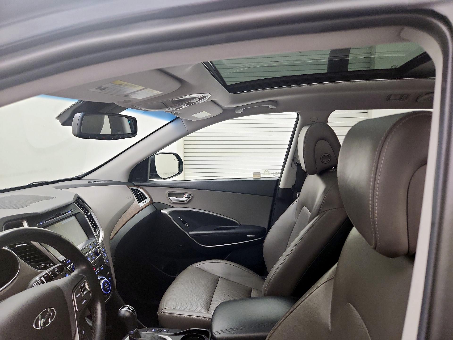 Thumbnail: 2017 Hyundai Santa Fe - 20