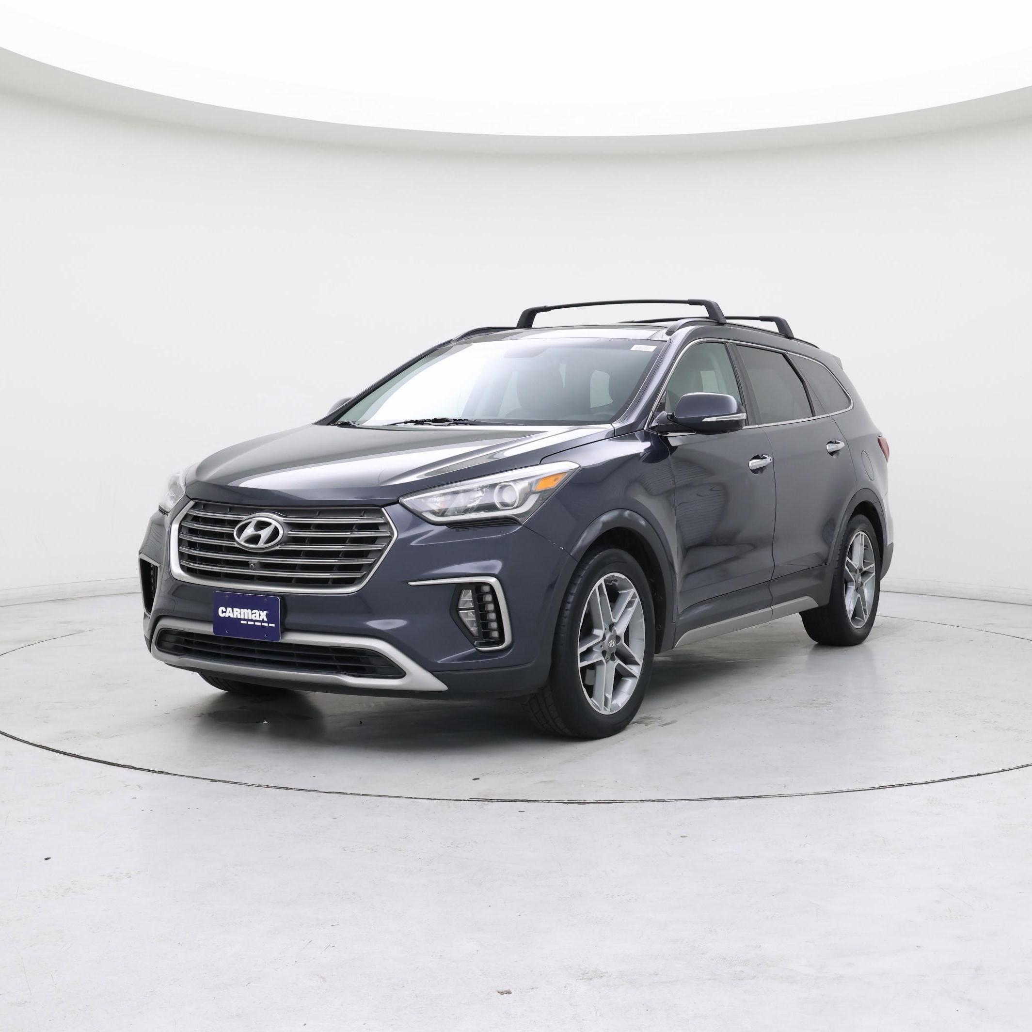 Thumbnail: 2017 Hyundai Santa Fe - 4