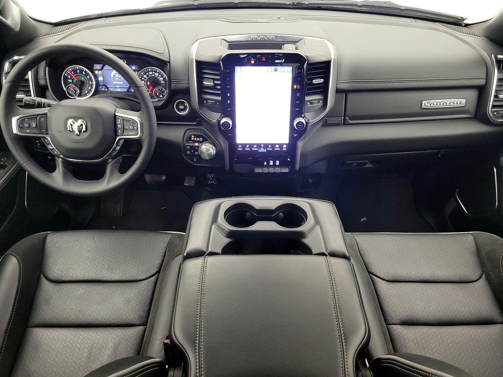 Thumbnail: 2025 RAM 1500 - 9