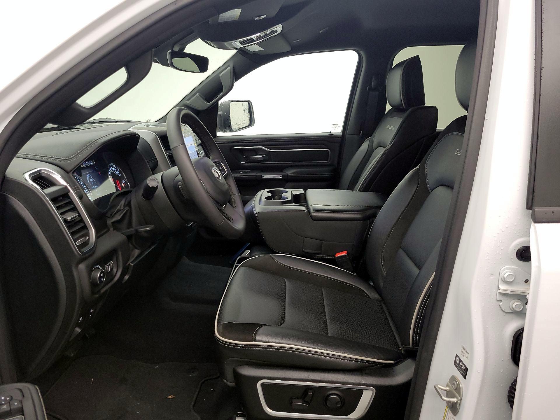 Thumbnail: 2025 RAM 1500 - 11