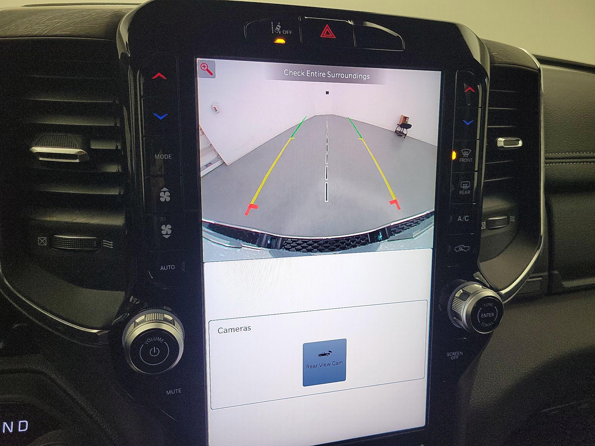 Thumbnail: 2025 RAM 1500 - 15