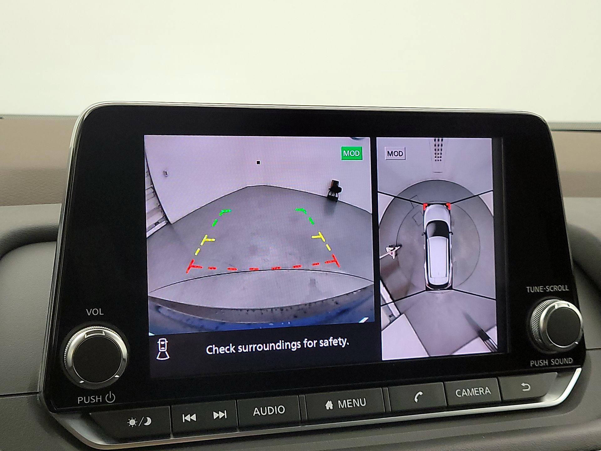 Thumbnail: 2021 Nissan Rogue - 14